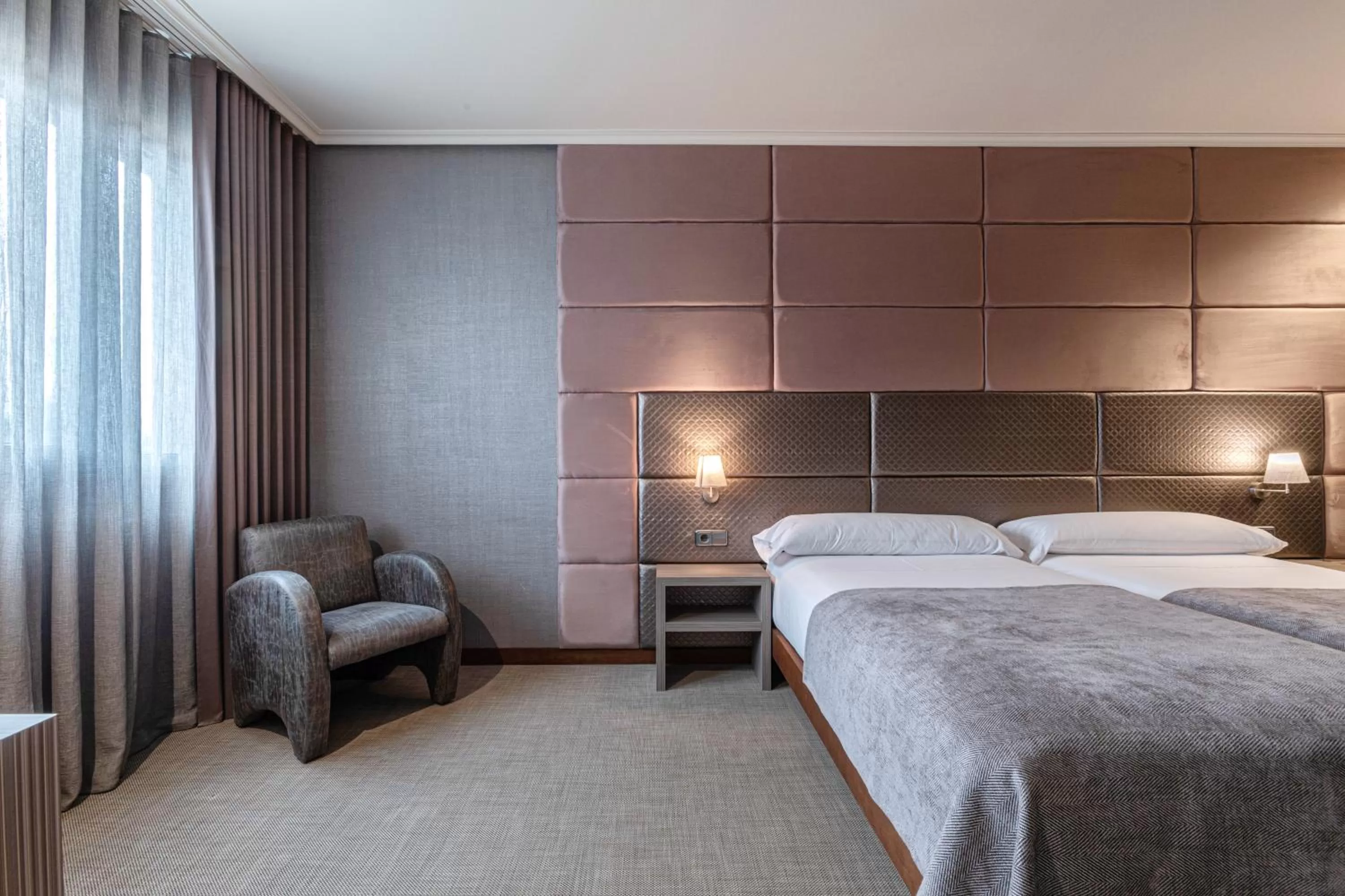 Photo of the whole room in Hotel Pensua Punta del Este