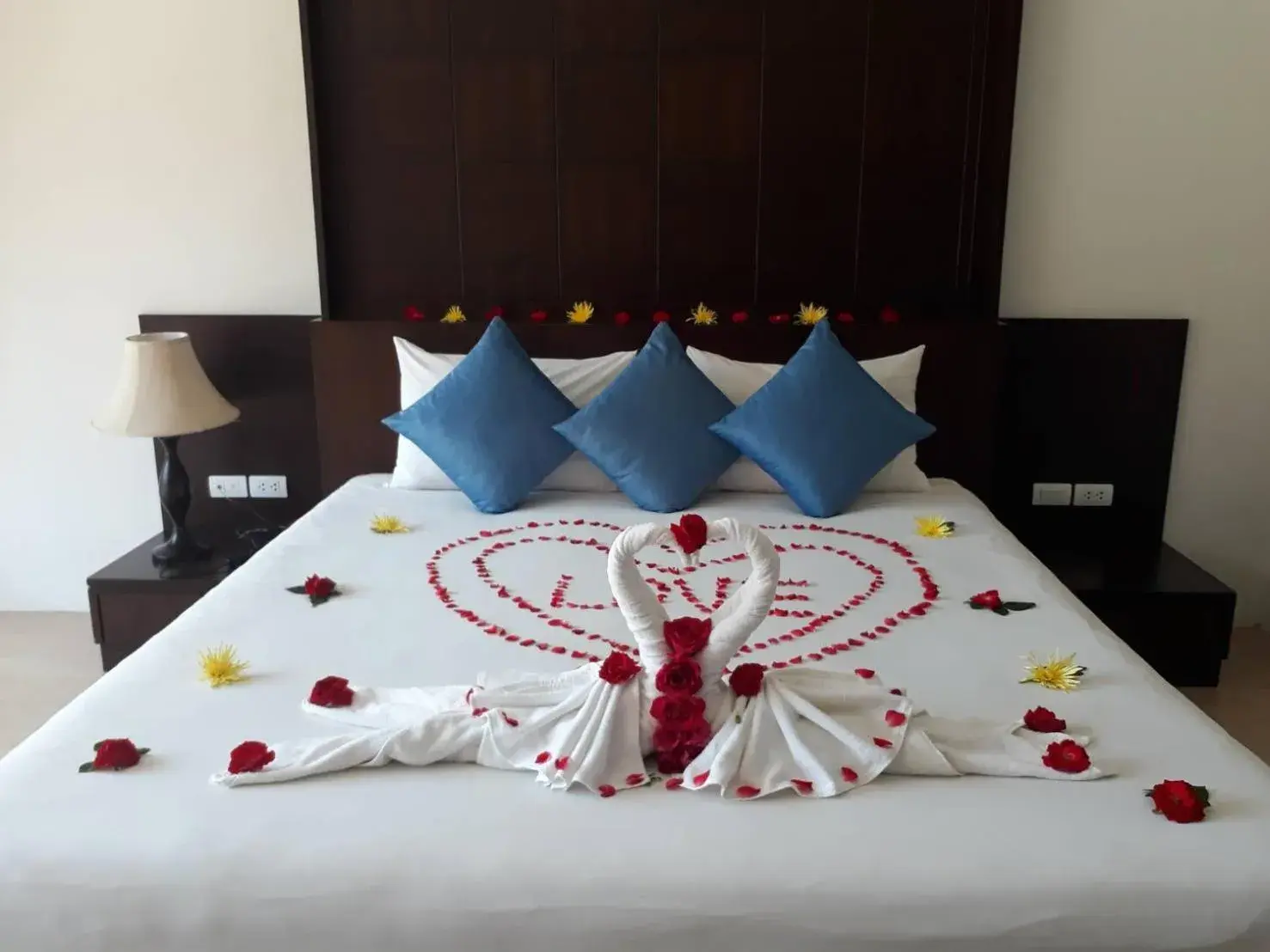 Bed in Aonang Regent Hotel