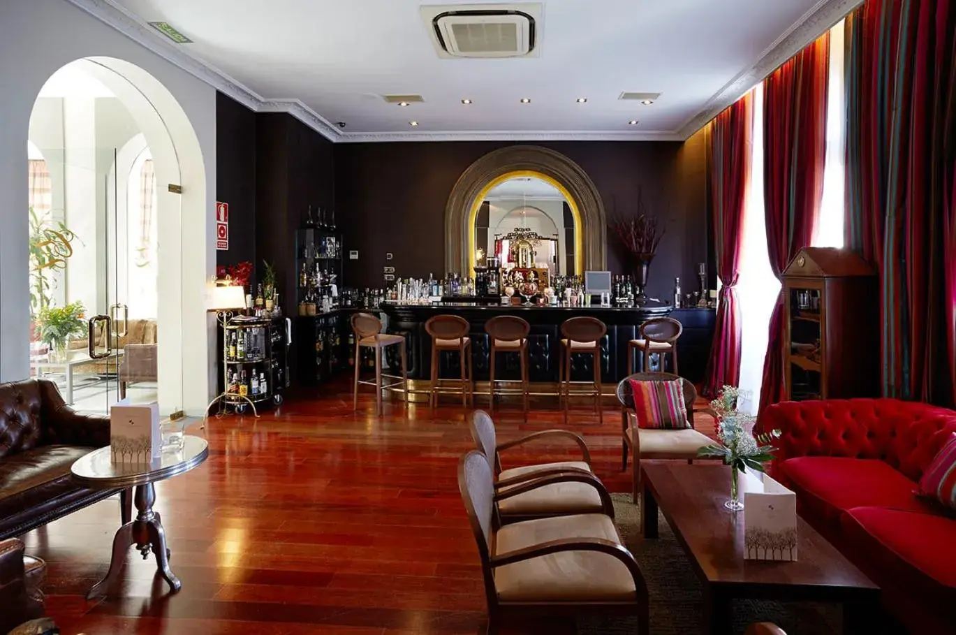 Lounge or bar in Castillo Del Bosque La Zoreda