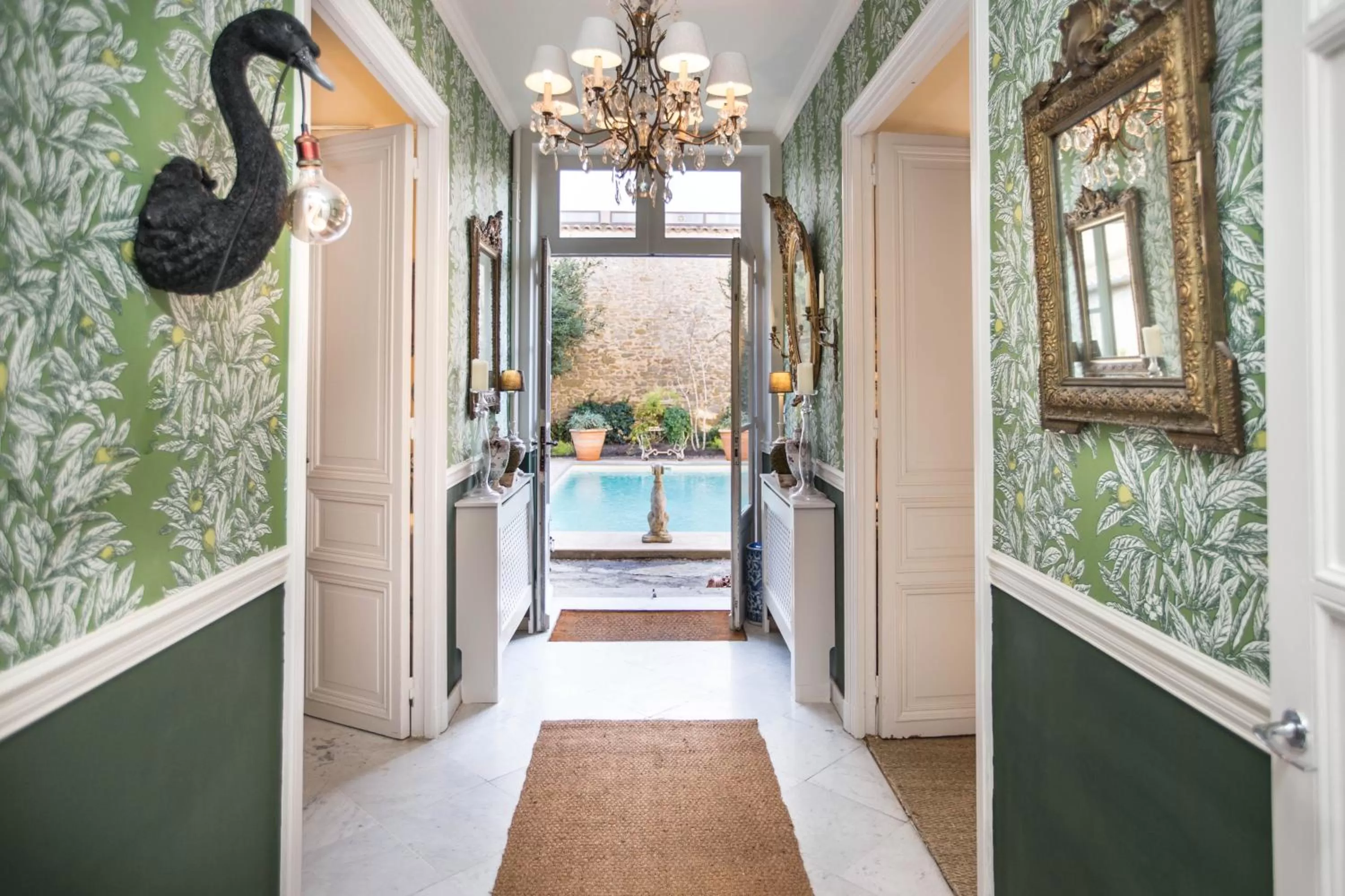 Facade/entrance, Pool View in Carcassonne Bed and Breakfast du Palais