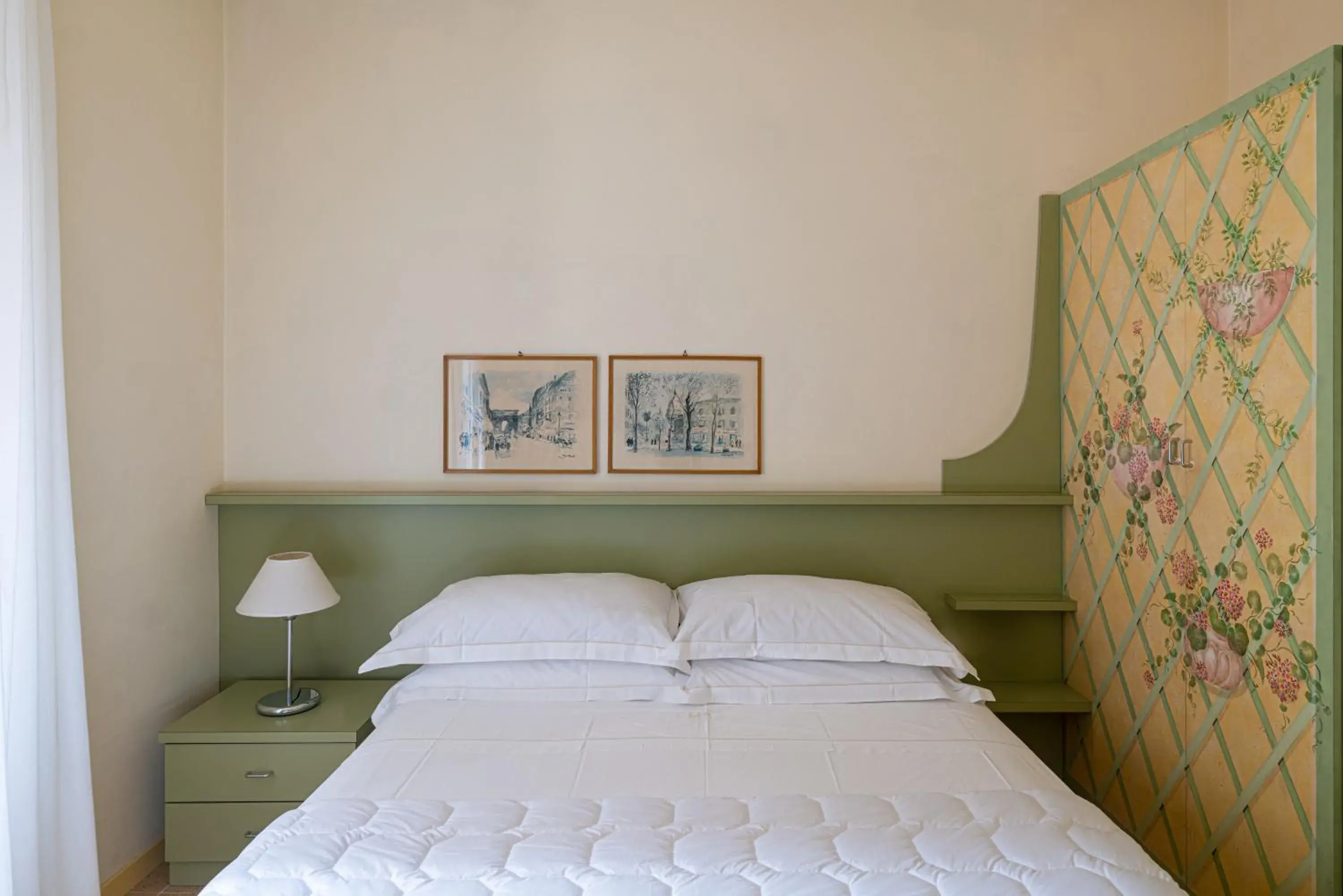 Bedroom, Bed in Albergo Minerva