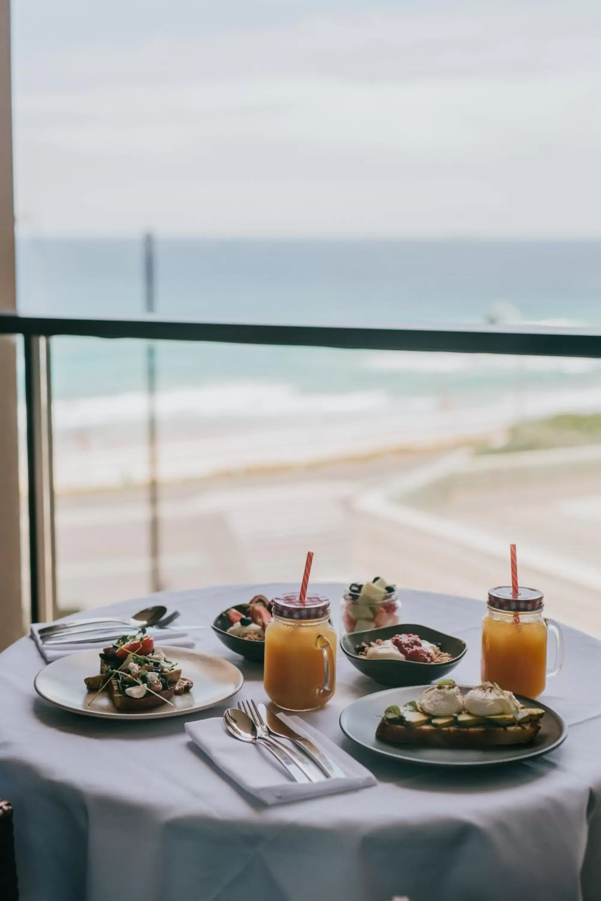 Food and drinks in Novotel Newcastle Beach