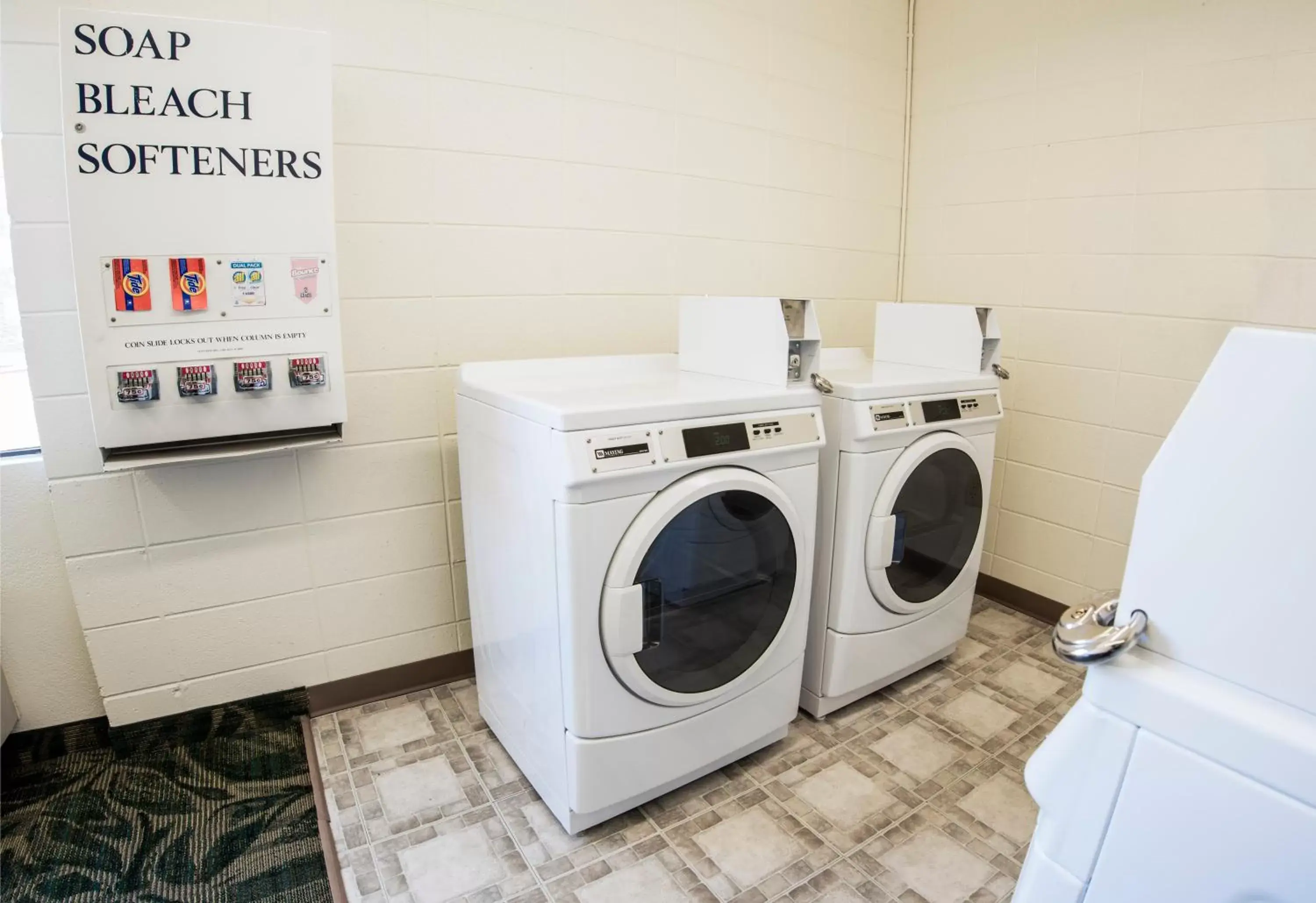 laundry in AmericInn by Wyndham Branson & Conference Center