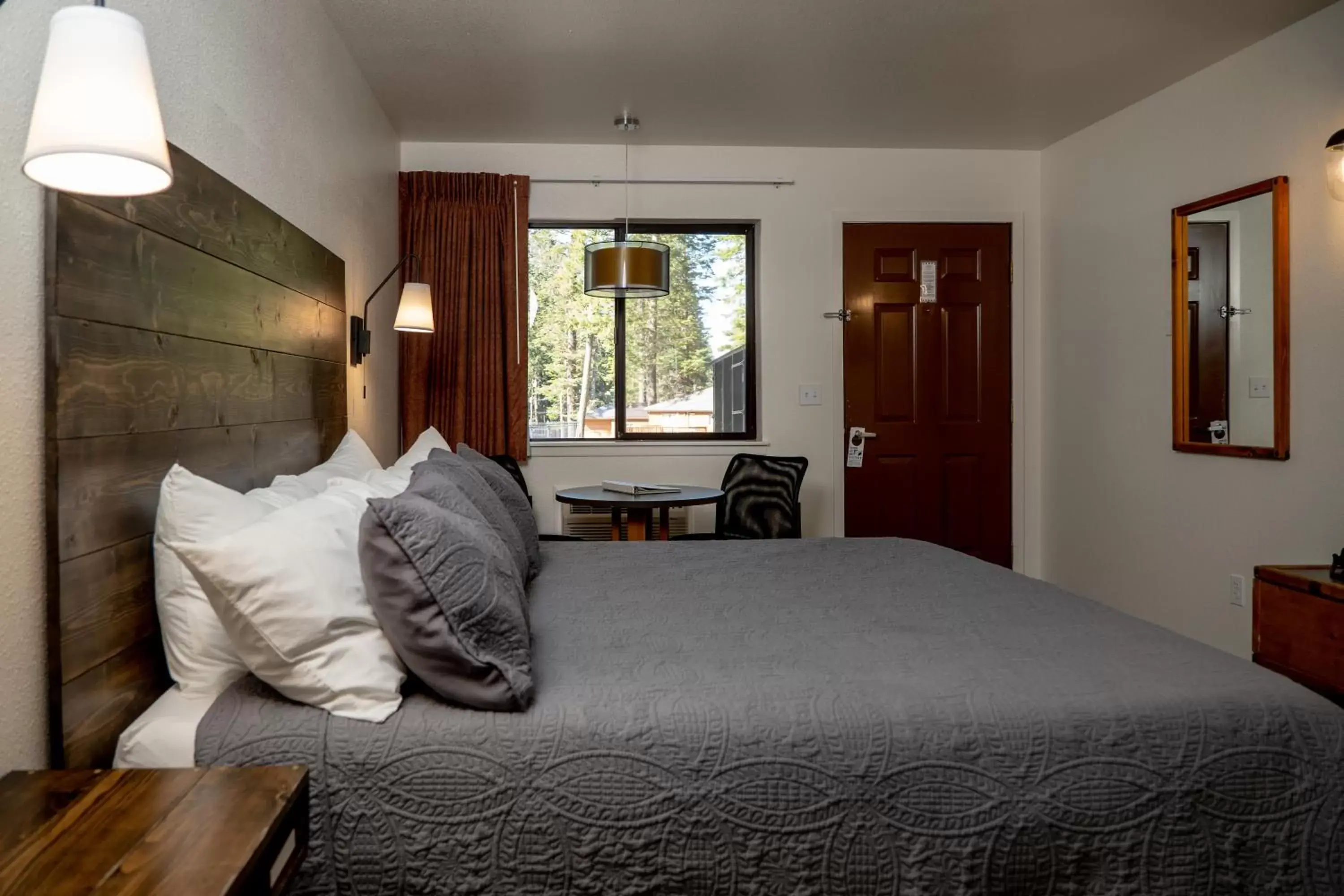 Bedroom, Bed in Eagle Cap Chalets