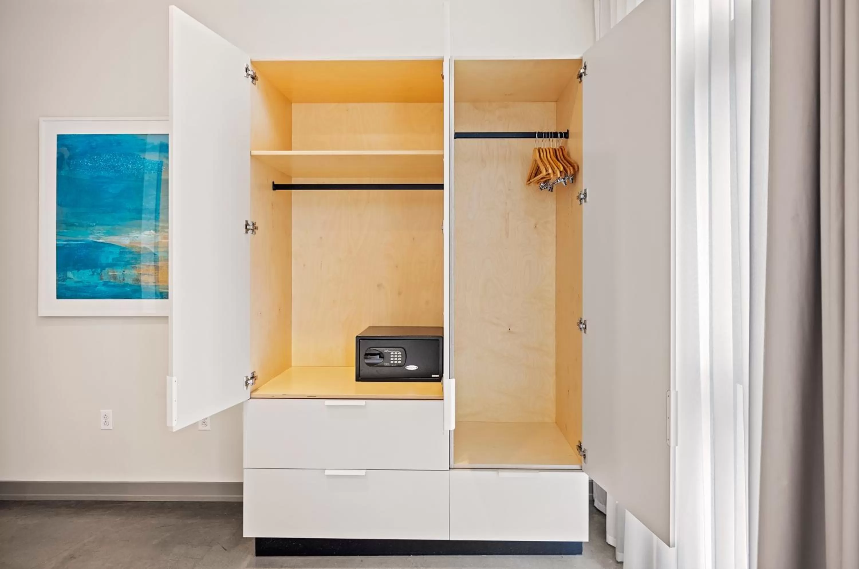 wardrobe in Placemakr Wedgewood-Houston - South Nashville