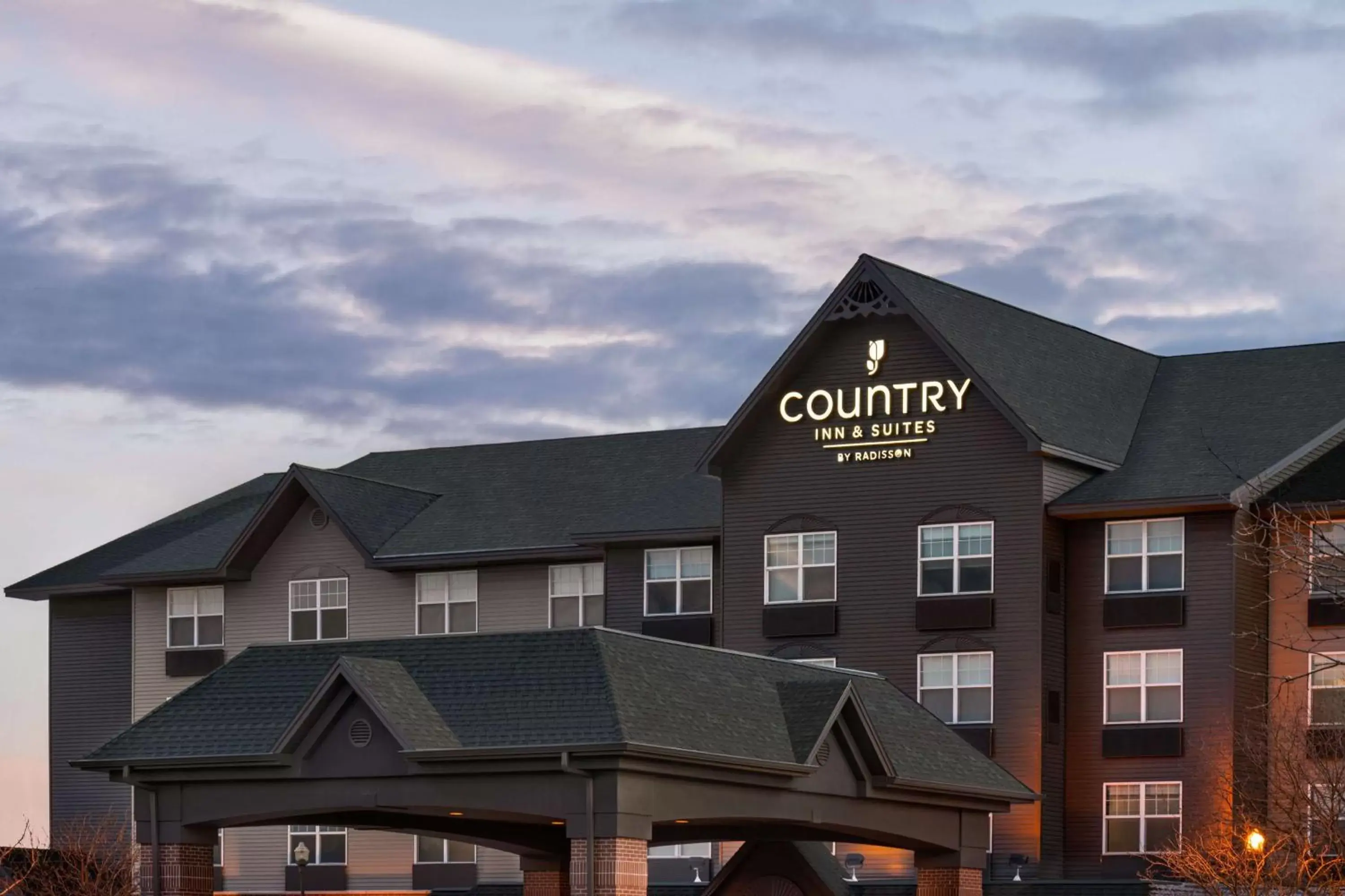 Property Building in Country Inn & Suites by Radisson, Boise West, ID