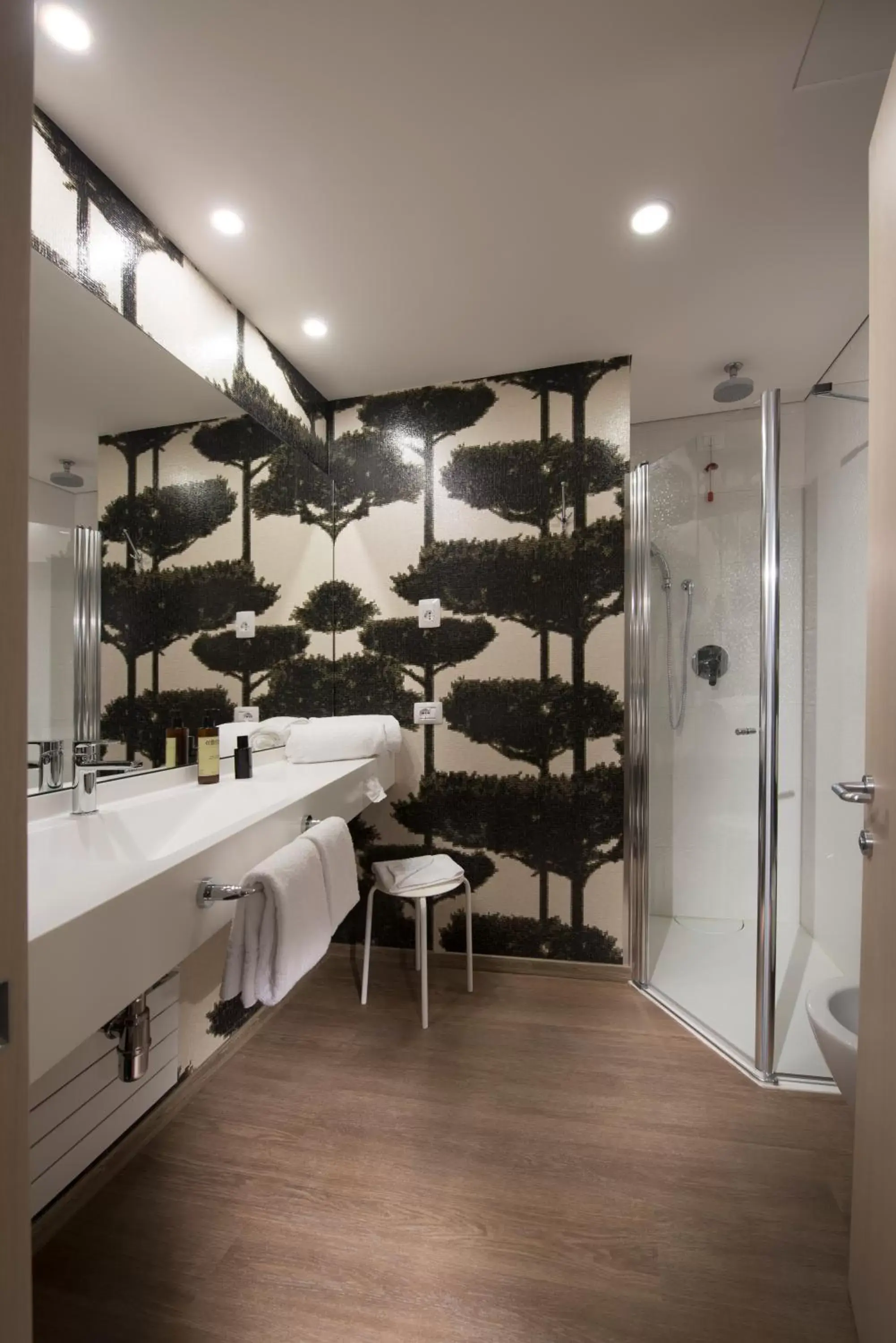 Shower, Bathroom in Ark Hotel