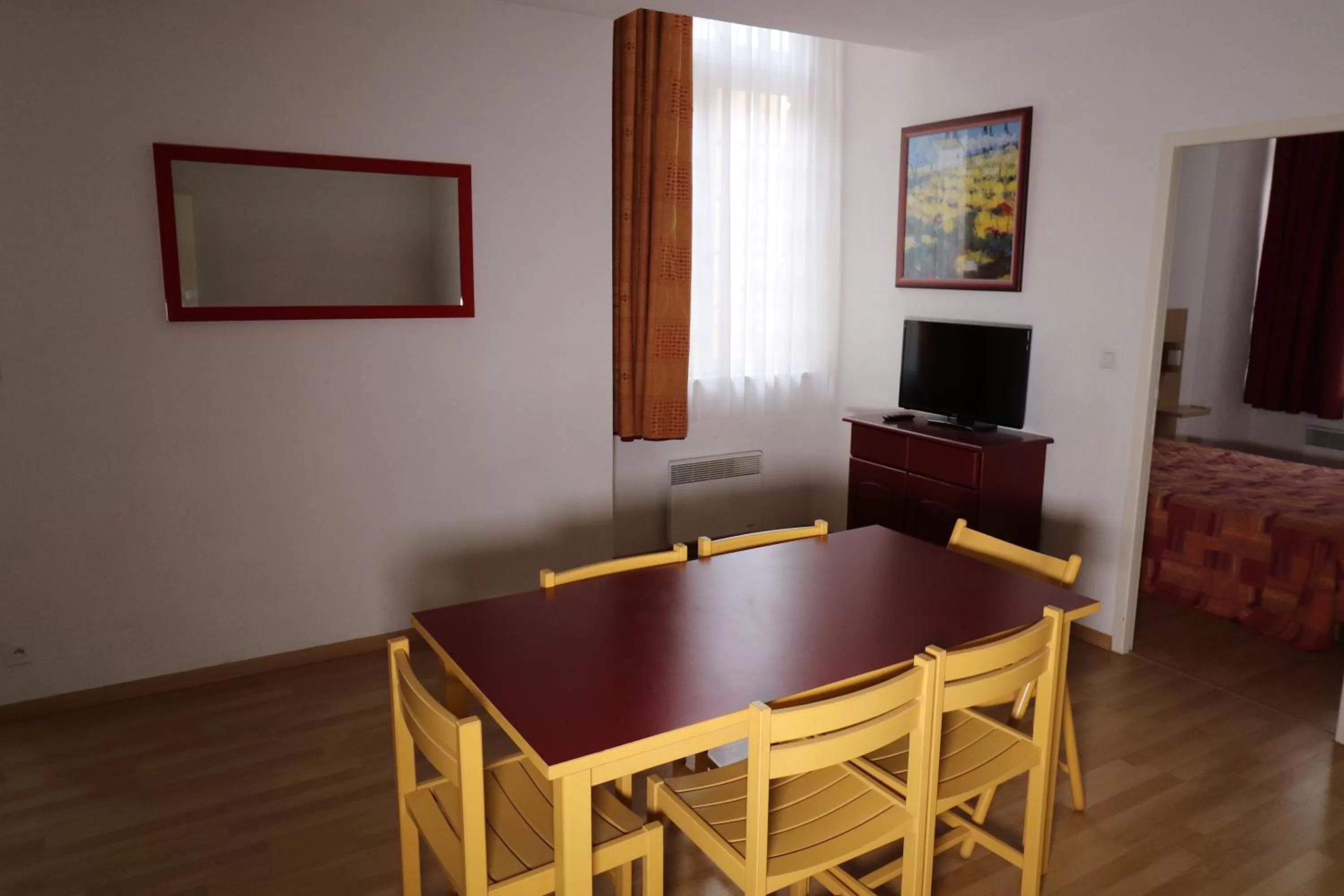 Dining Area in Chateau Ricard