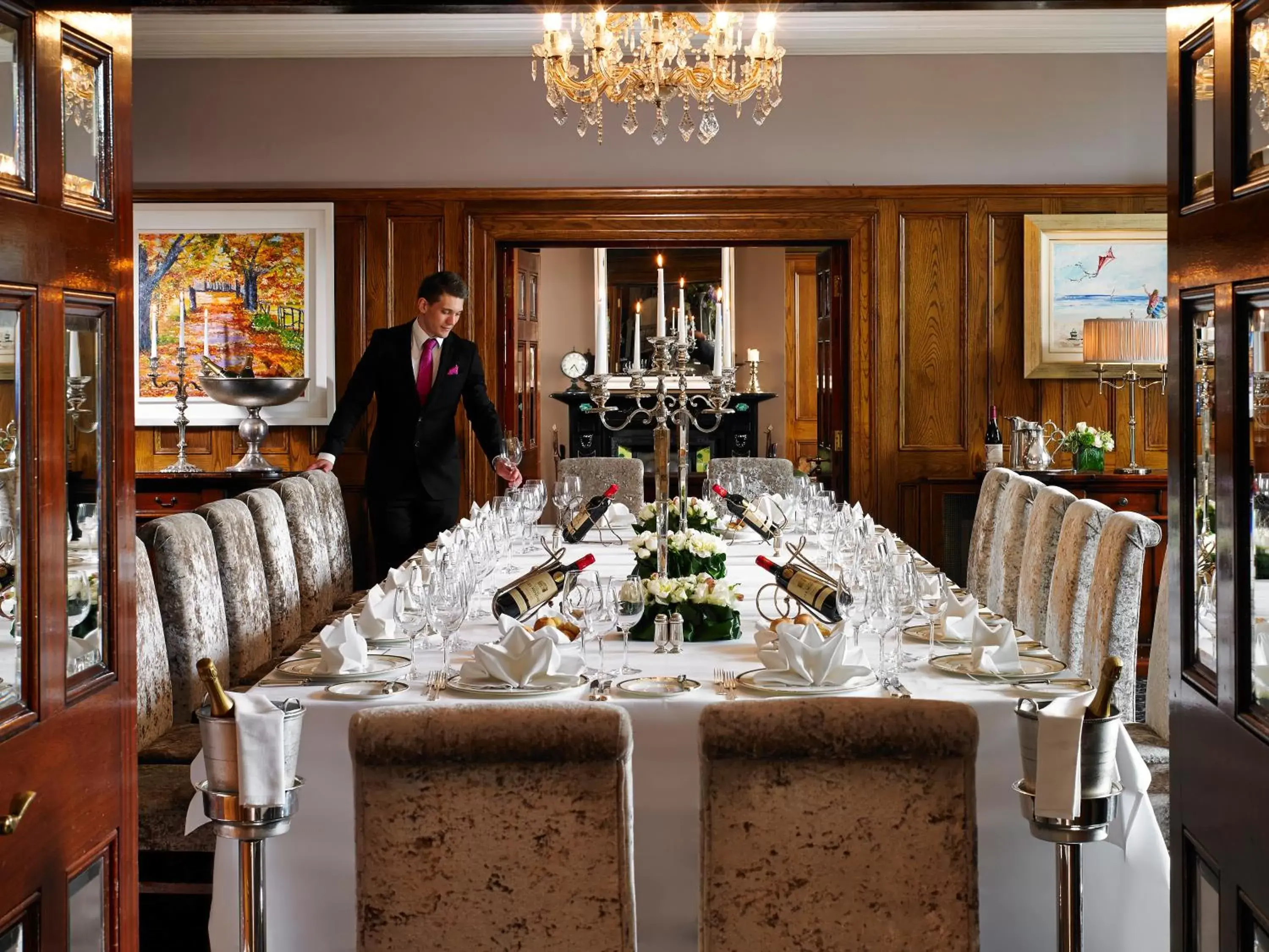 Banquet/Function facilities, Restaurant/Places to Eat in Hayfield Manor