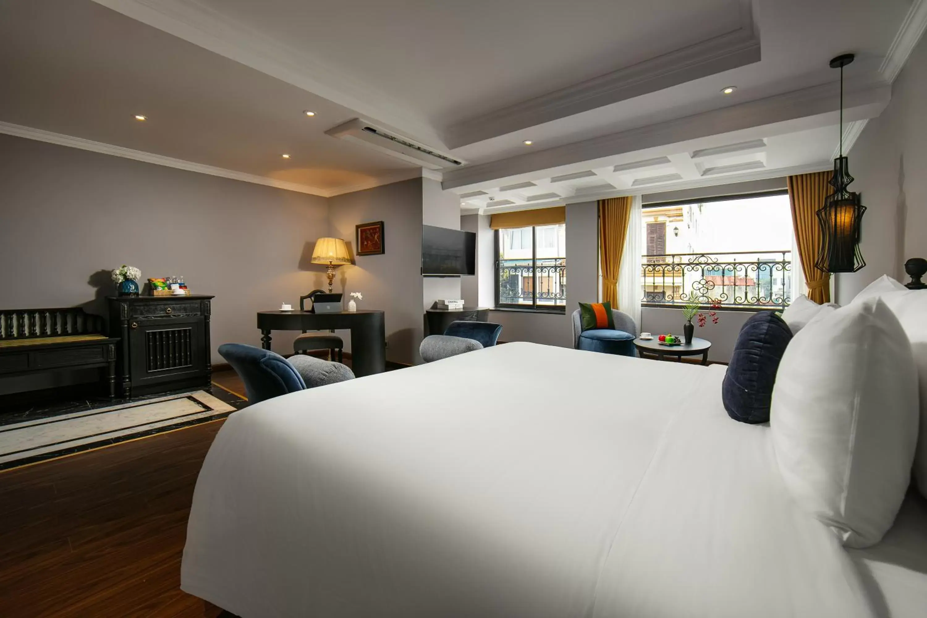 Bedroom, Bed in Hanoi L'Heritage Hotel & Gym - Spa Bedroom, Bed in Hanoi L'Heritage Hotel & Gym - Spa