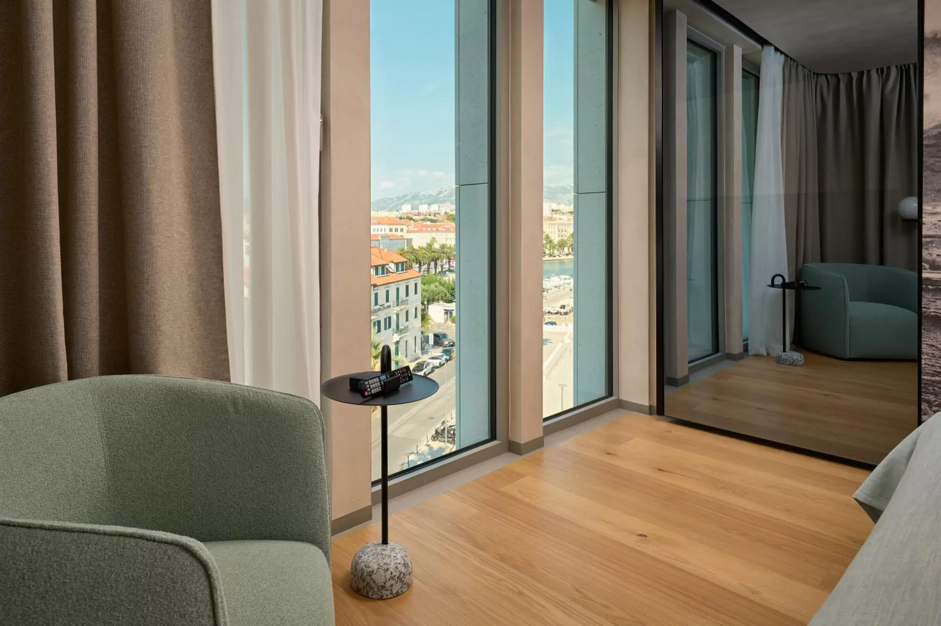 Bedroom in Hotel Ambasador Bedroom in Hotel Ambasador