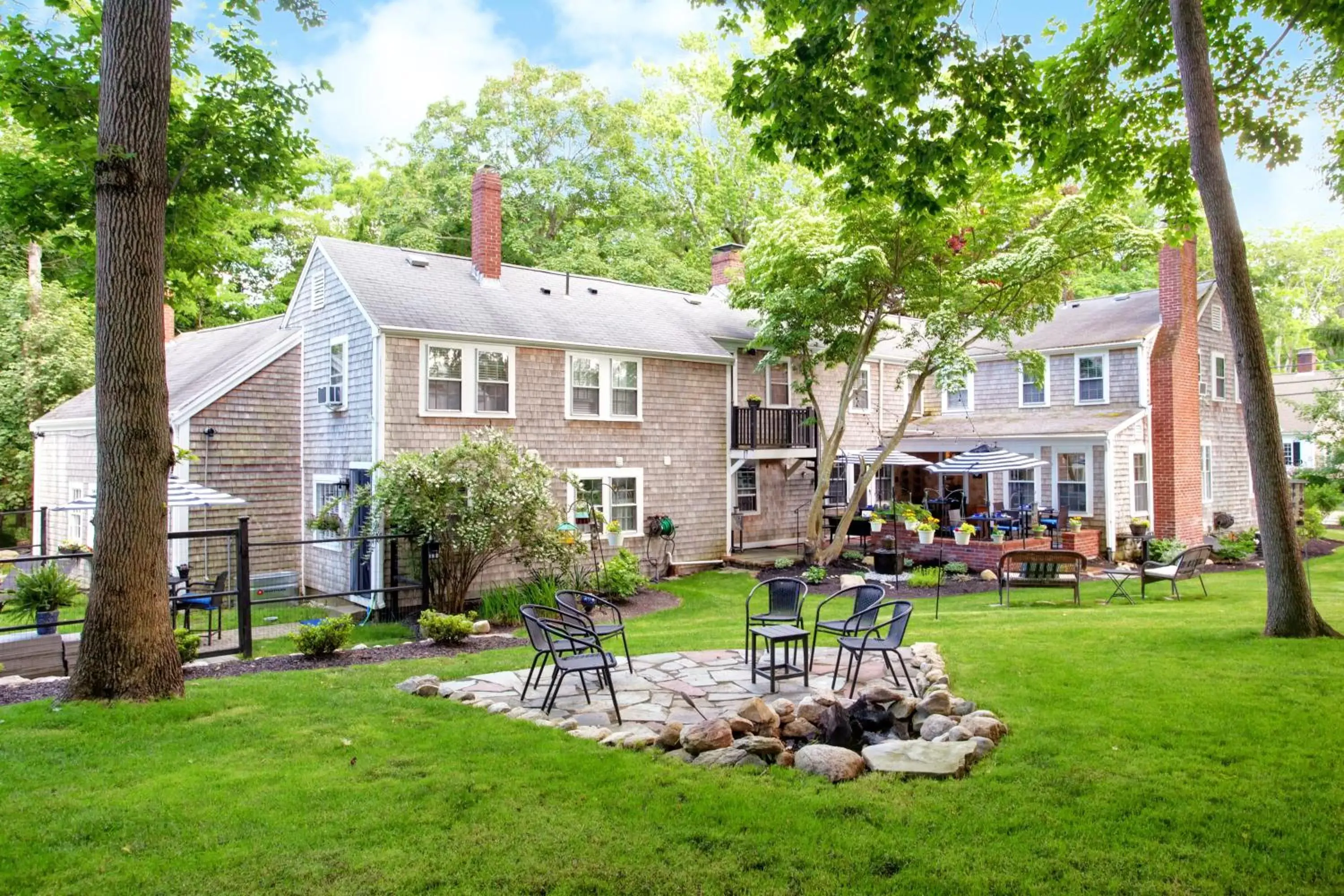 Property building in Inn On Main Property building in Inn On Main