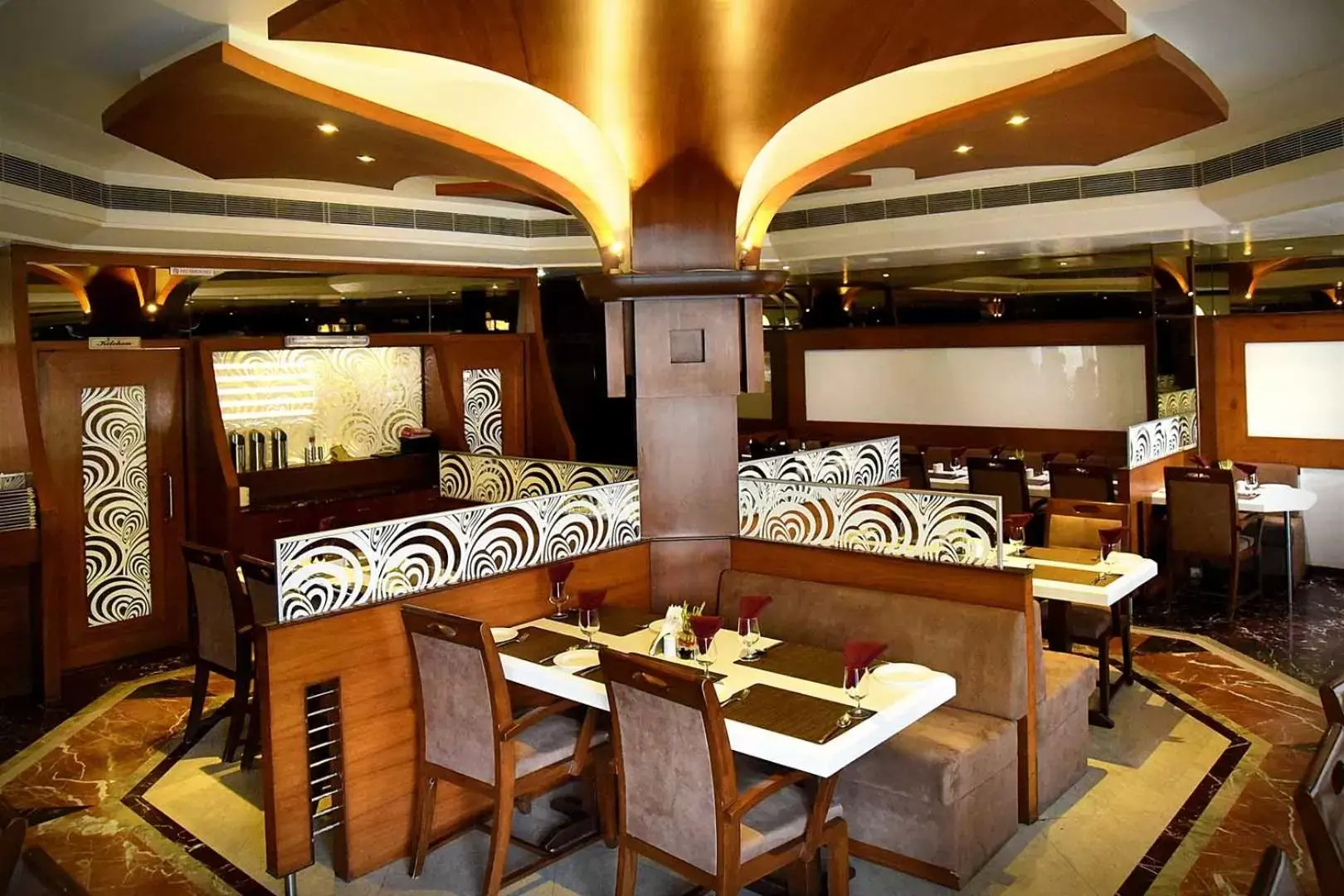 Restaurant/Places to Eat in Hotel Fortune Palace Restaurant/Places to Eat in Hotel Fortune Palace