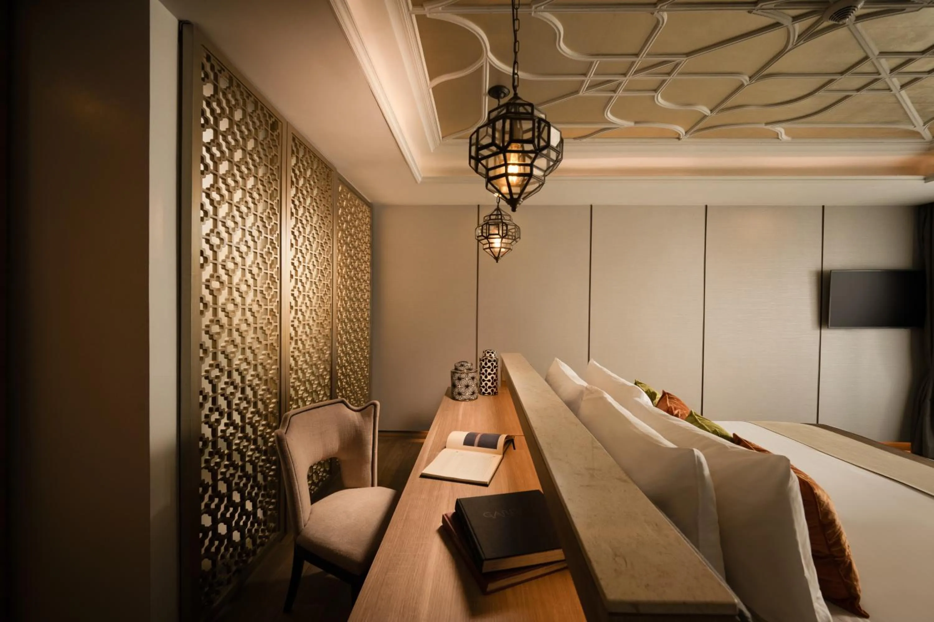 Bed in Avista Grande Phuket Karon - MGallery