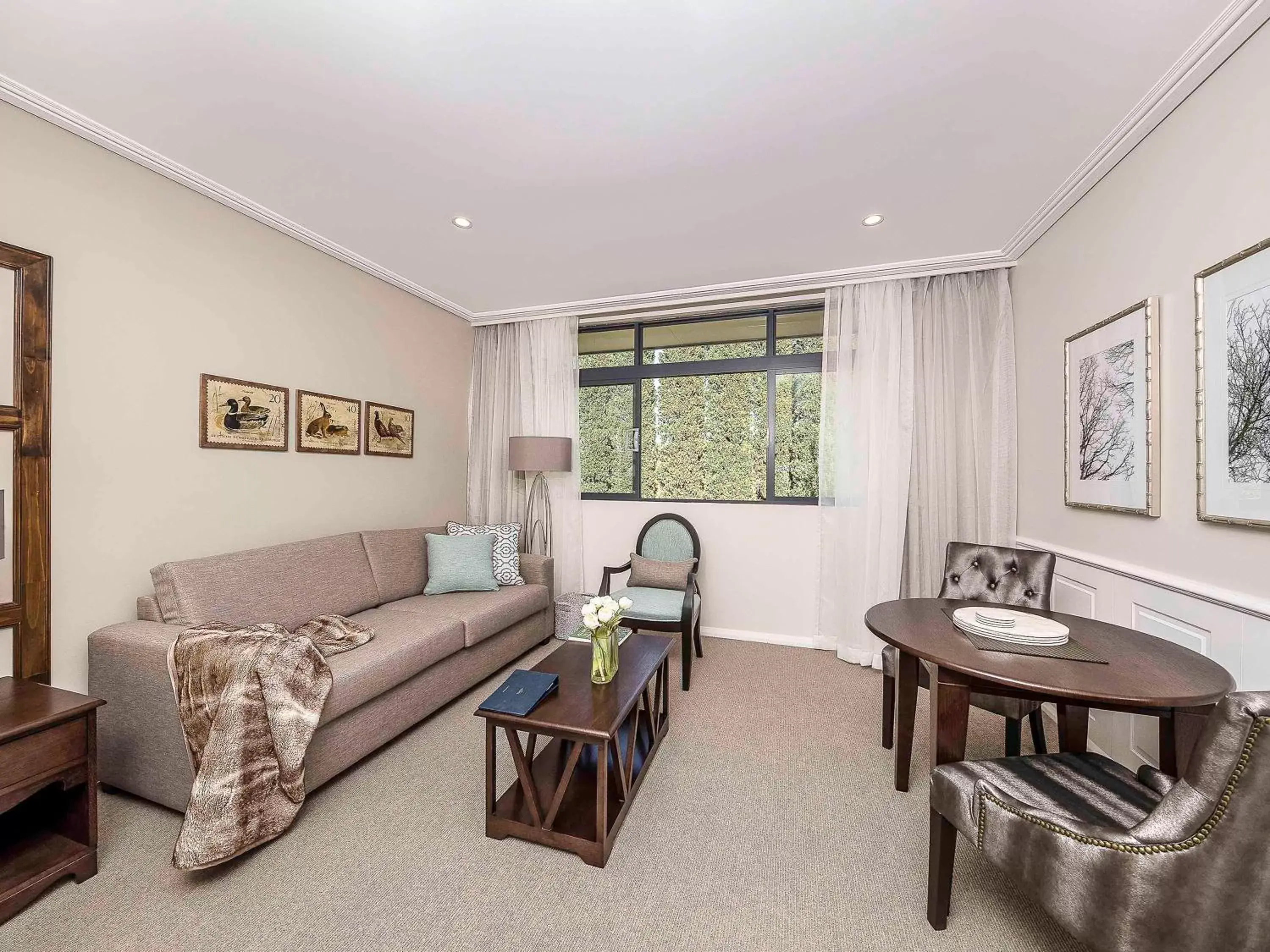 Bedroom, Seating Area in The Sebel Bowral Heritage Park