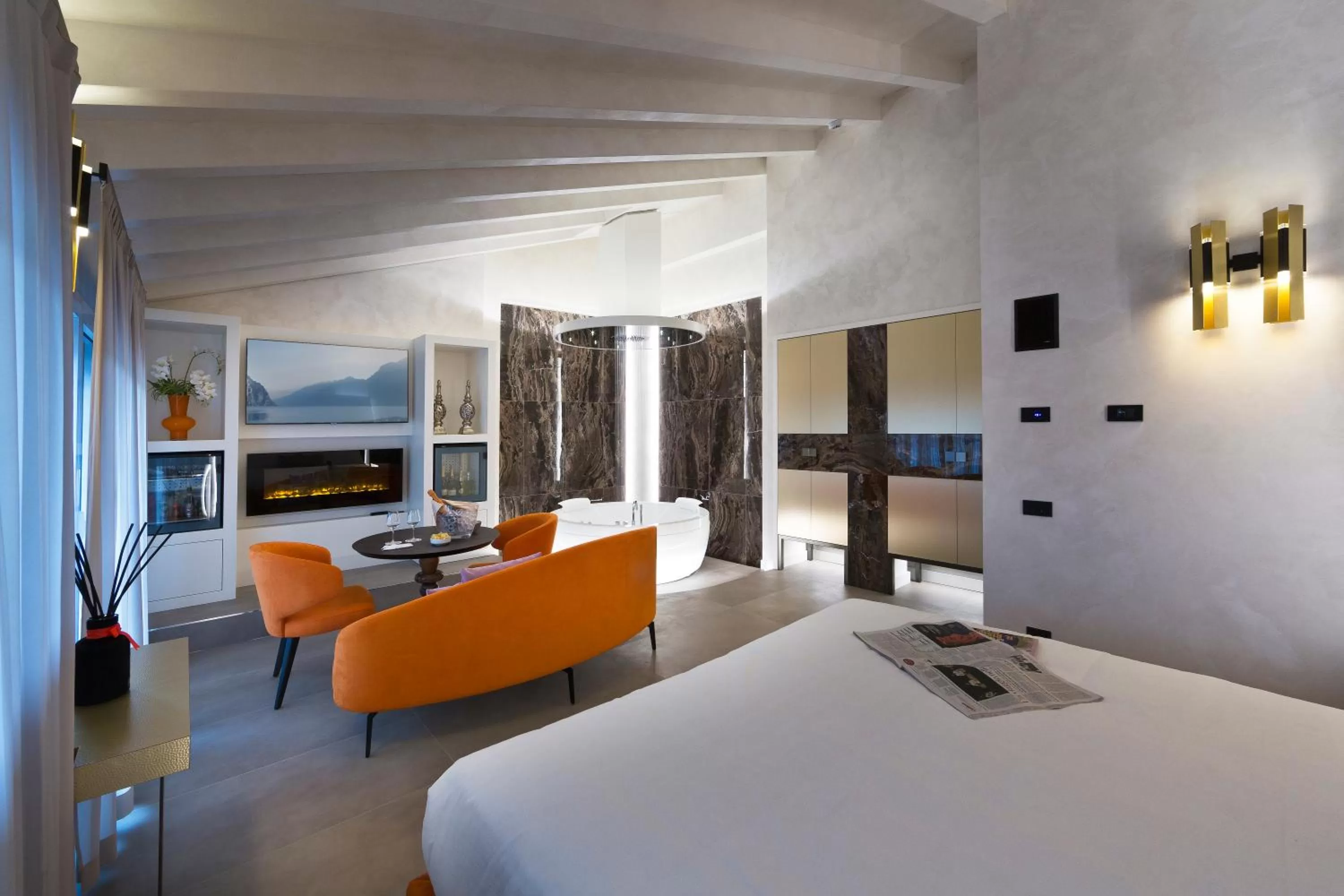 Bed in Vip's Motel Luxury Accommodation & Spa