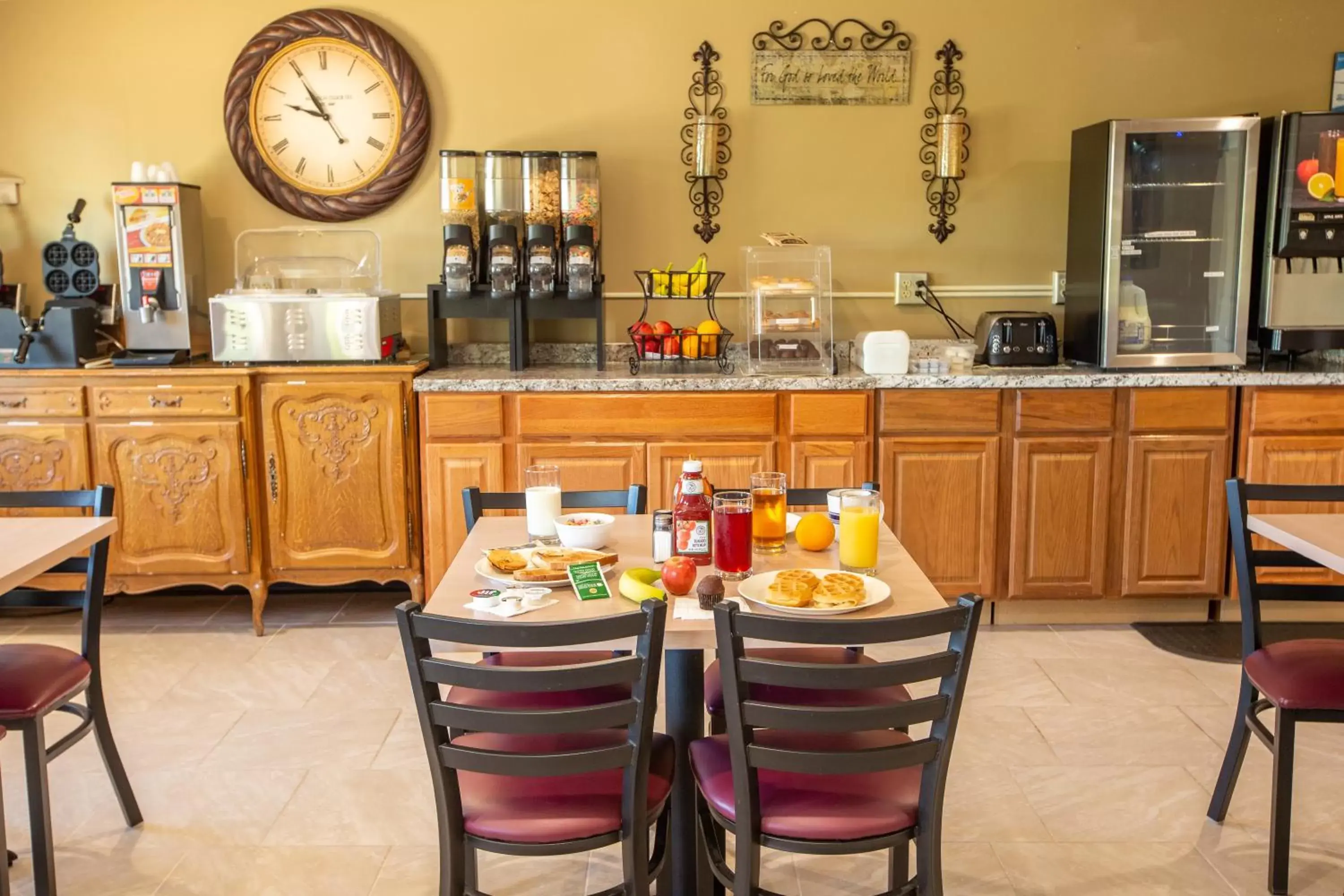 Restaurant/places to eat in Rosebud Inn Restaurant/places to eat in Rosebud Inn