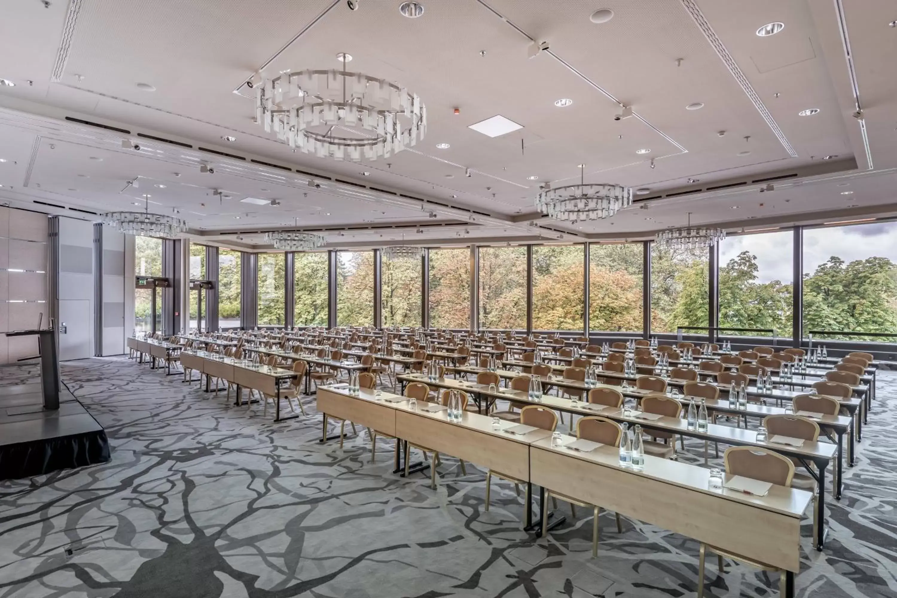 Meeting/conference room in Zurich Marriott Hotel