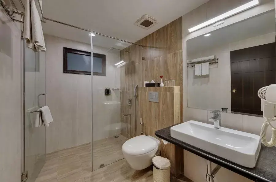 Shower, Bathroom in Spectrum Resort & Spa