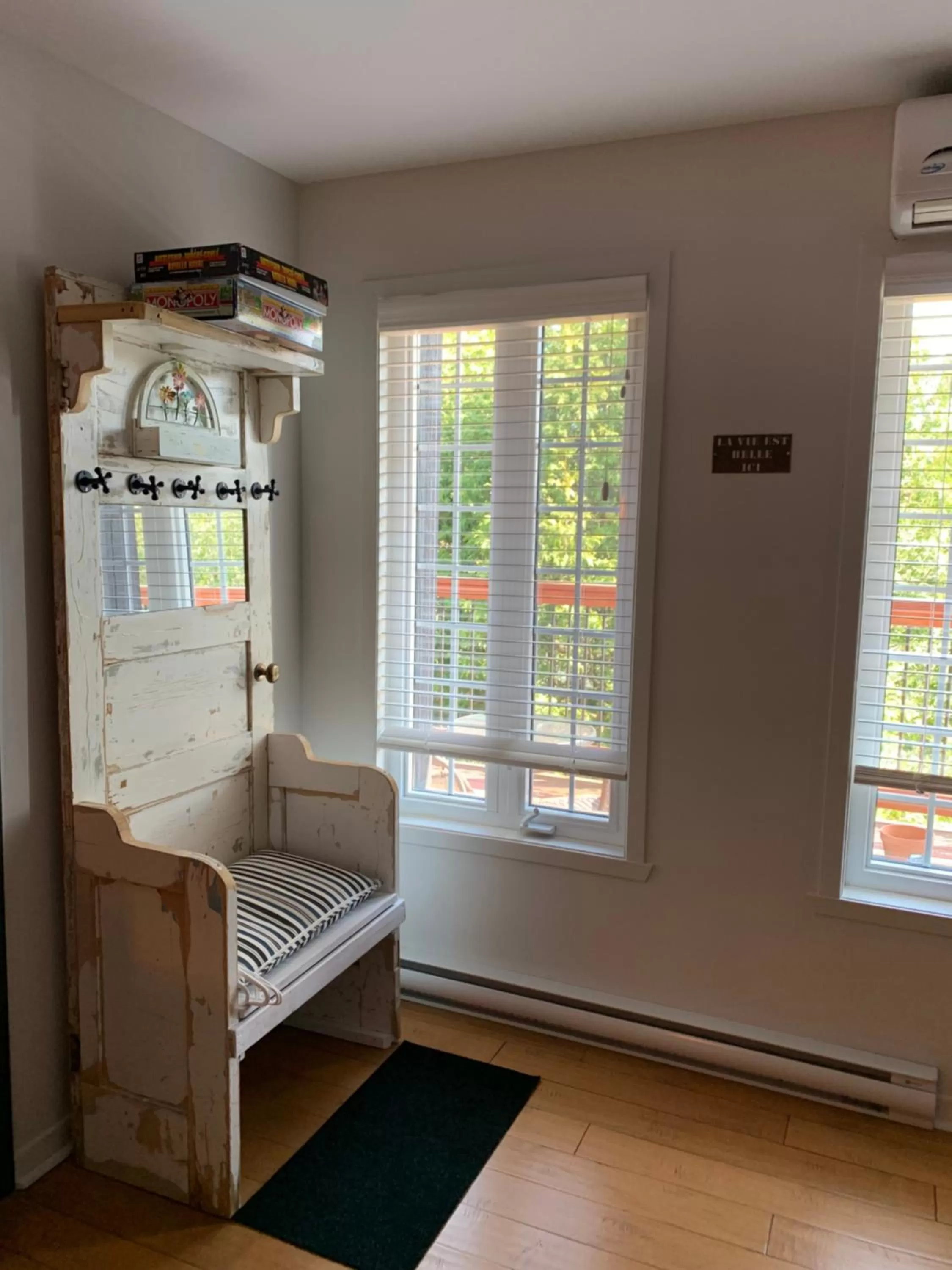 storage in L'Authentique