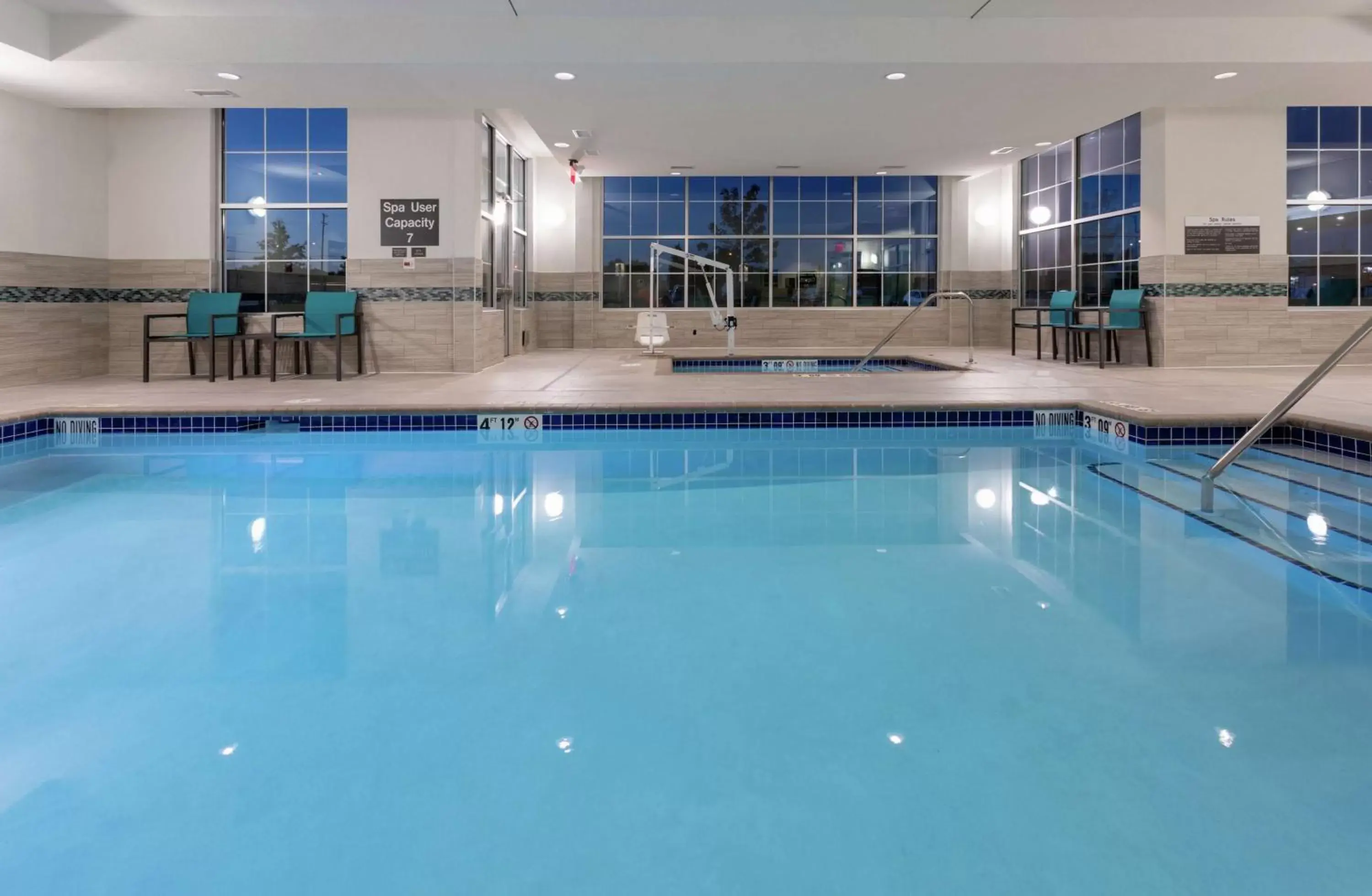 Pool view, Swimming Pool in Hilton Garden Inn St. Cloud, Mn