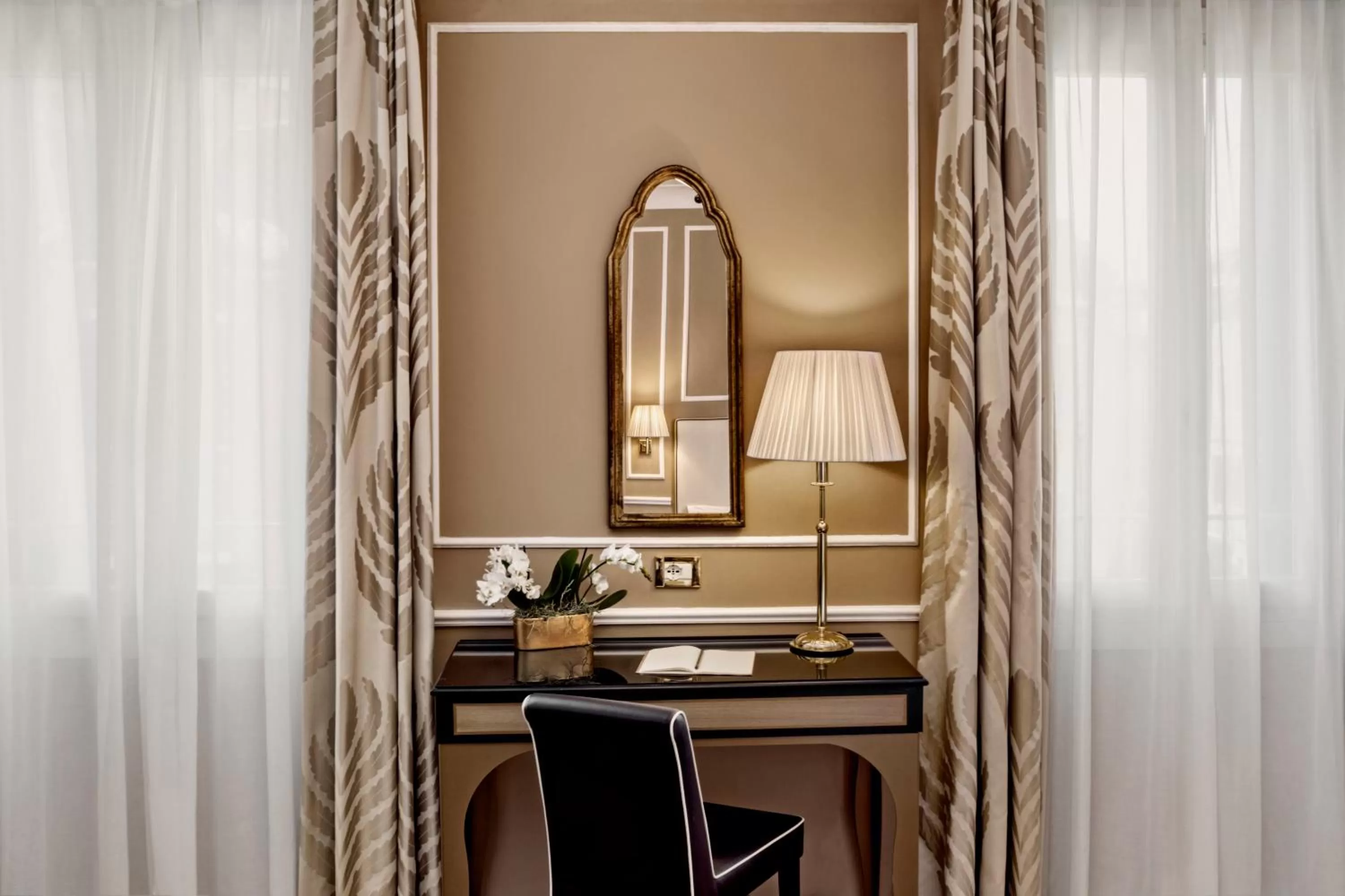 Decorative detail in Hotel Nuovo Teson