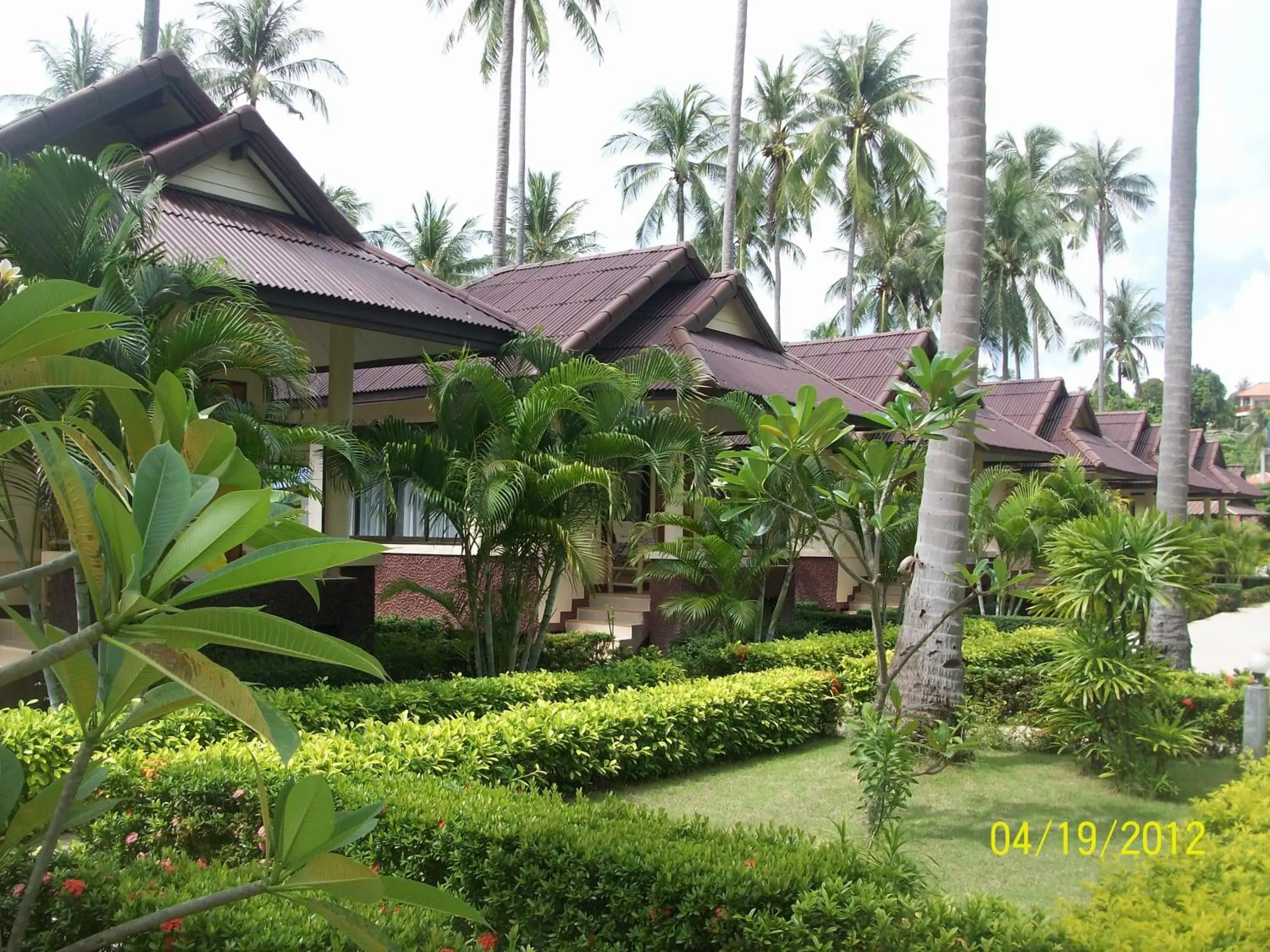 Facade/entrance, Property Building in Moonwalk Lanta Resort