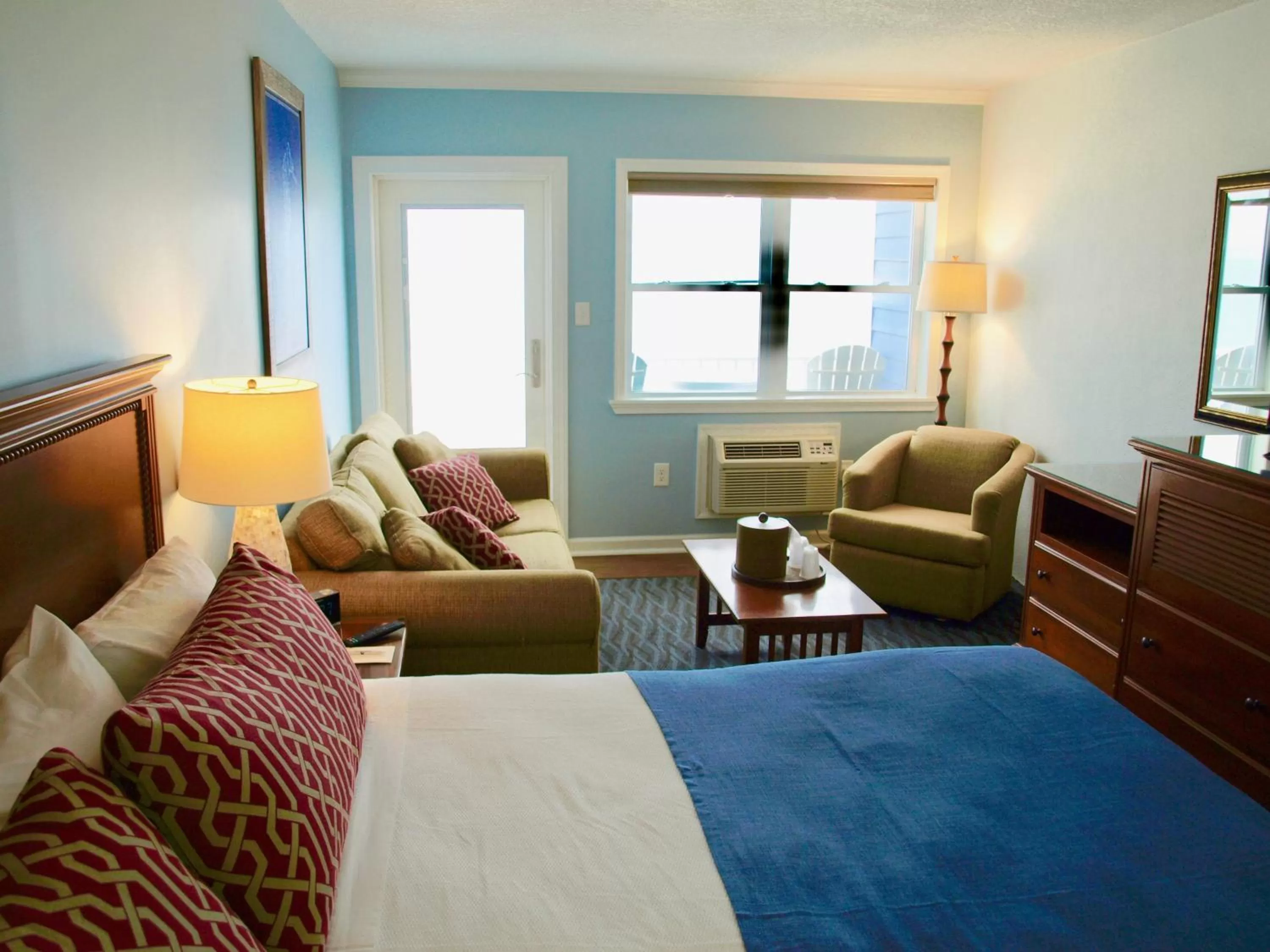 Seating Area in Atlantic View Hotel