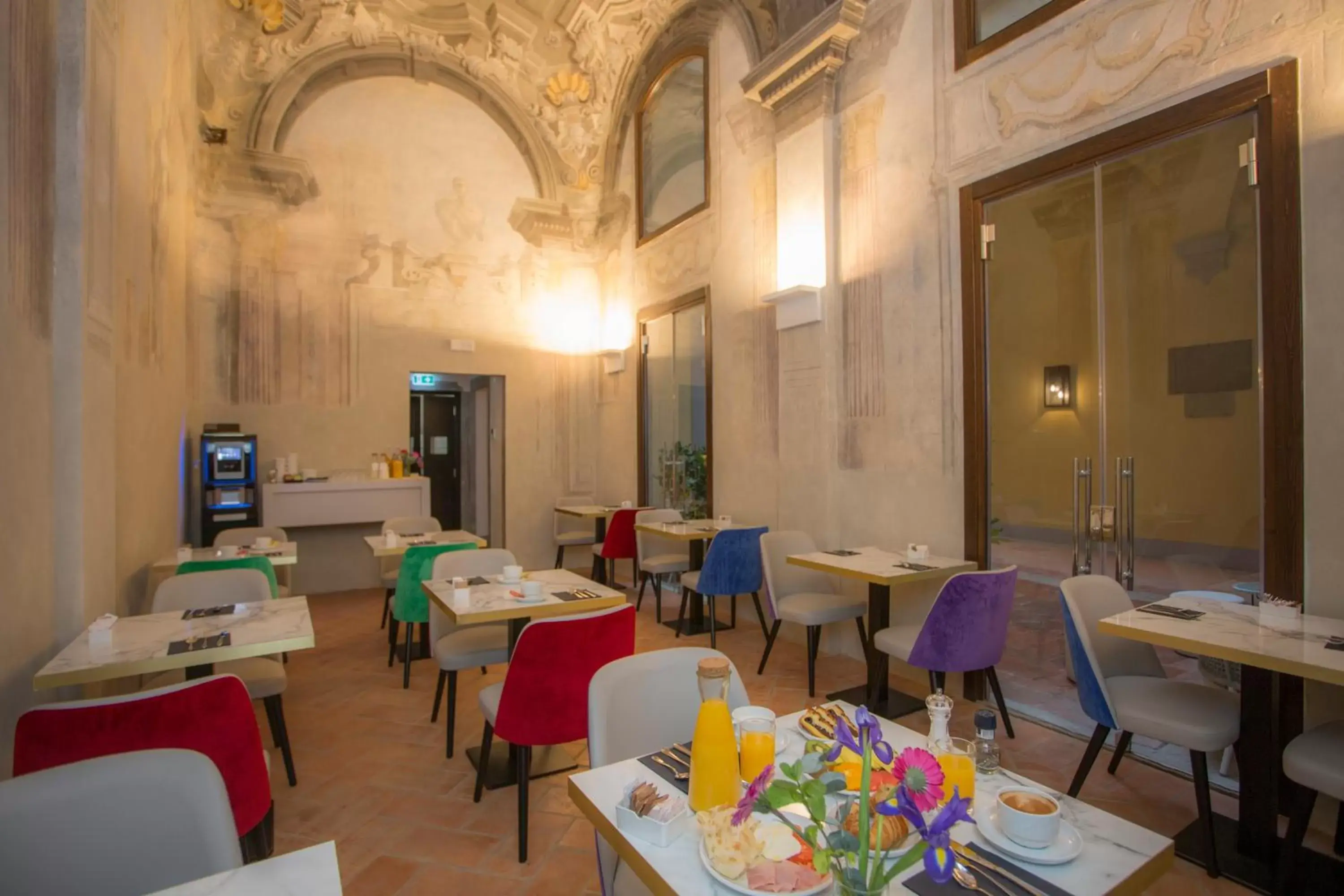 Buffet breakfast, Restaurant/Places to Eat in Casual Rinascimento Firenze