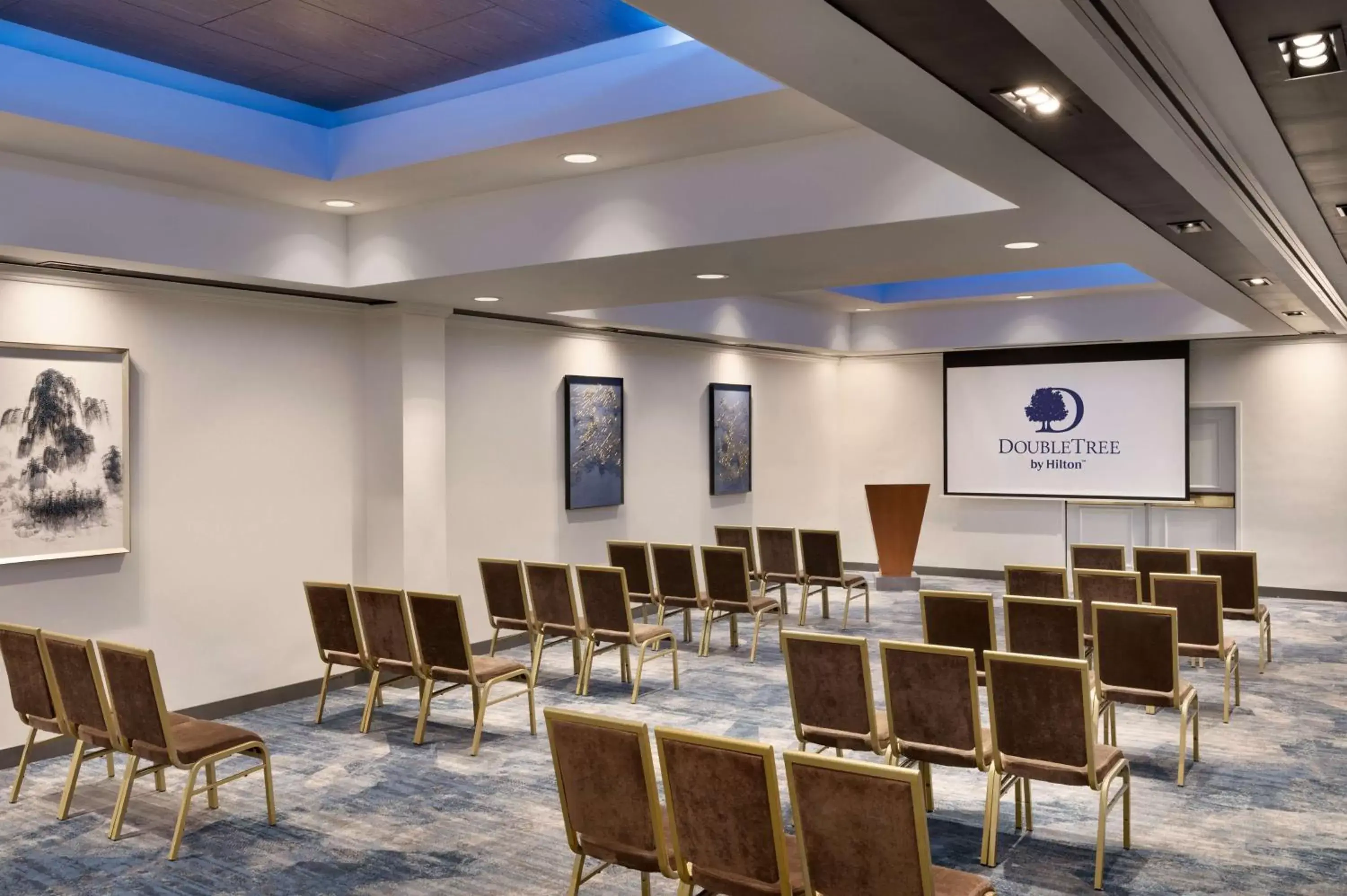 Meeting/conference room in DoubleTree by Hilton San Francisco South Airport Blvd