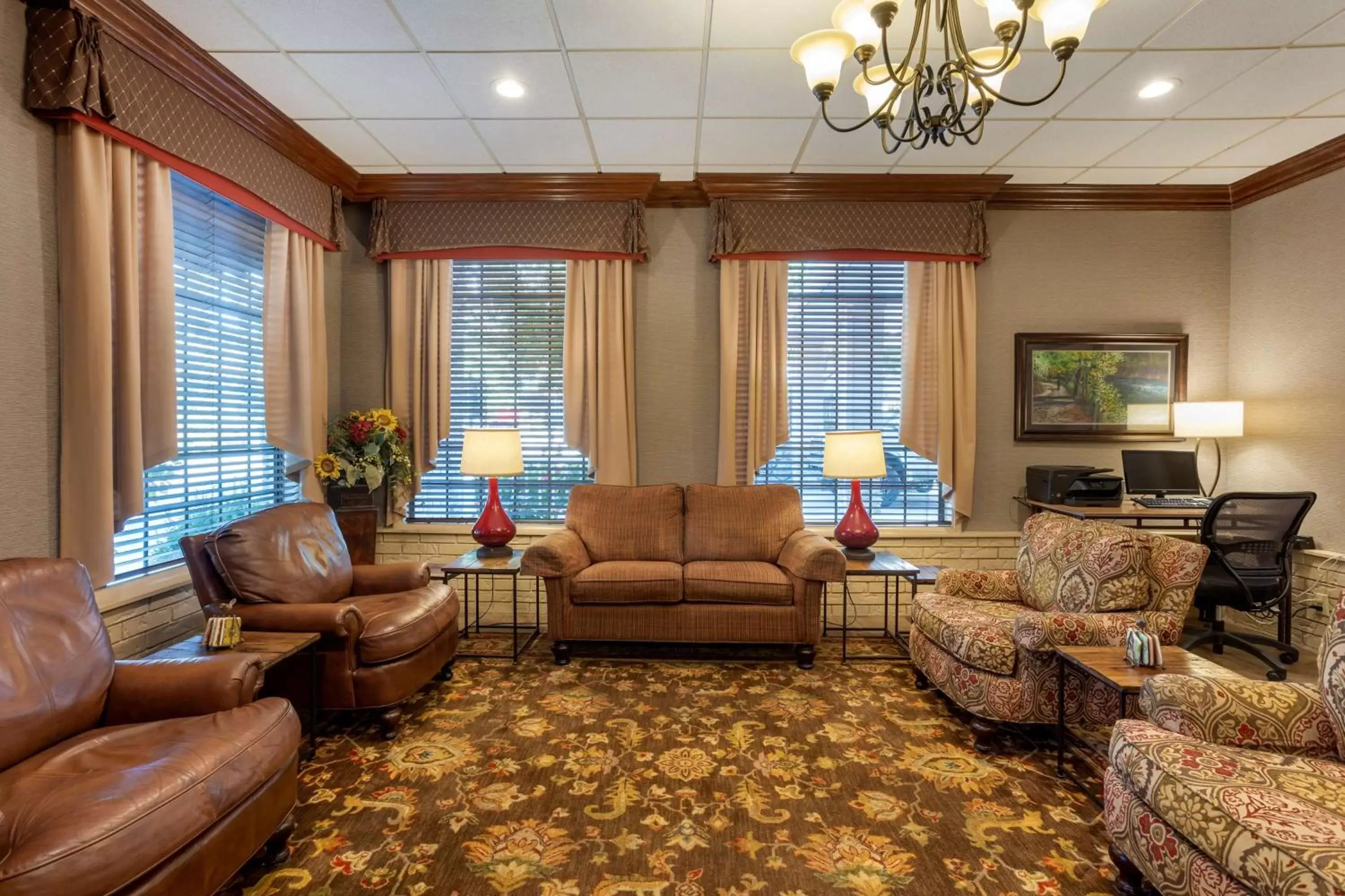 Lobby or reception, Seating Area in Best Western Inn of the Ozarks