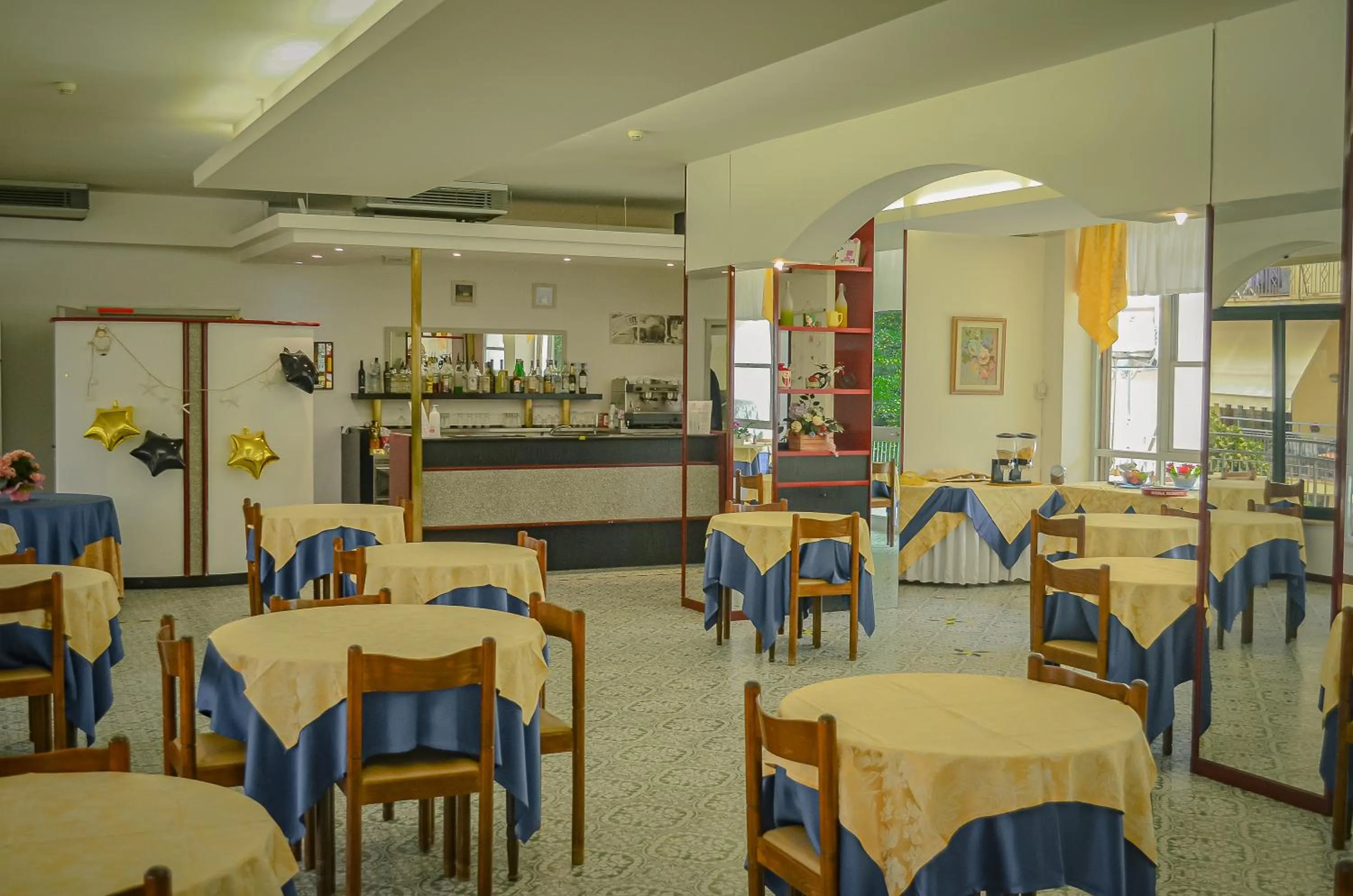 Communal lounge/ TV room in Hotel Stradiot