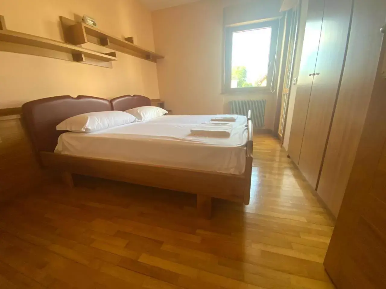 Bedroom, Bed in Albergo Montenegro