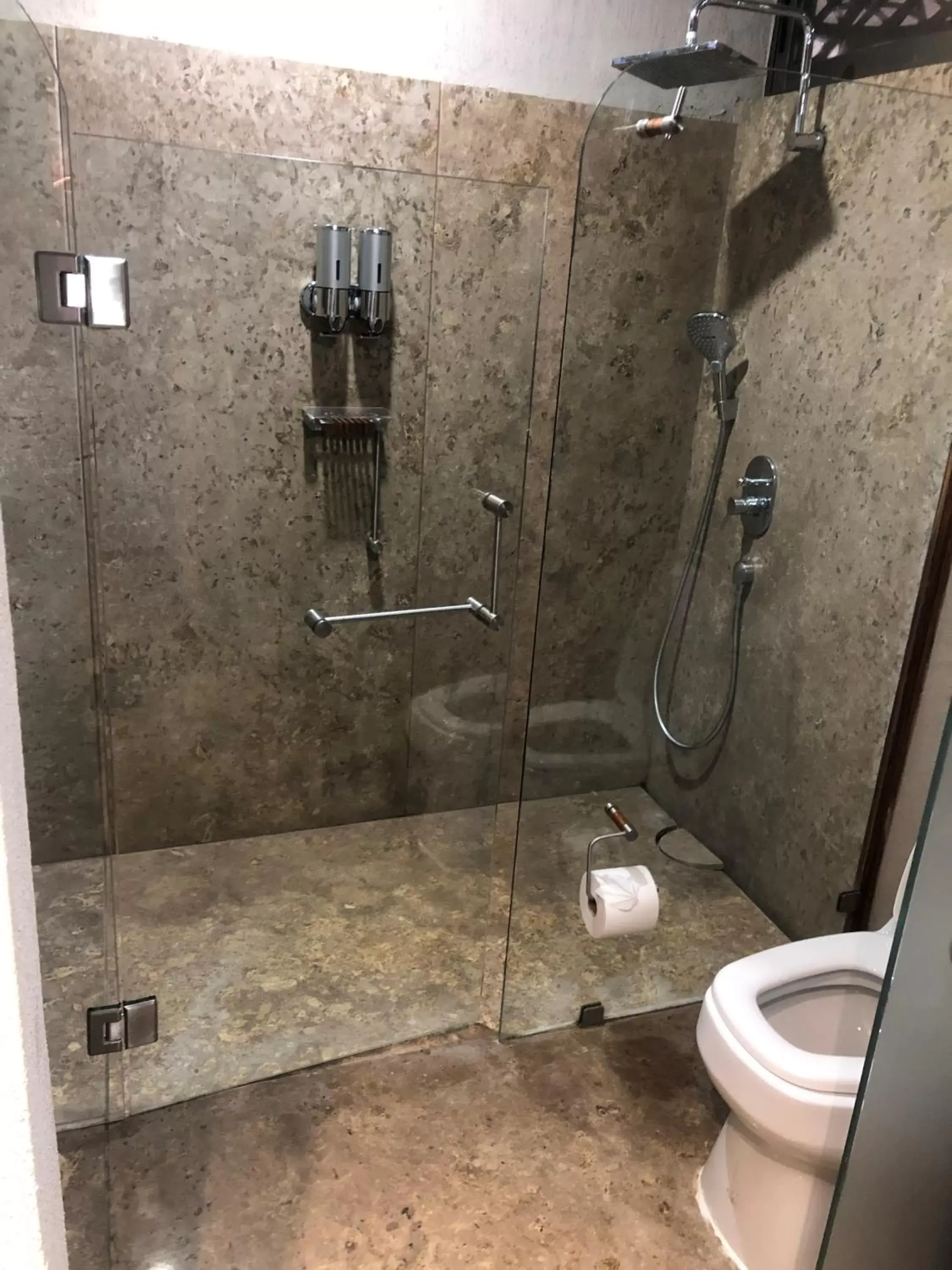 Bathroom in Gamma Monterrey Rincon de Santiago