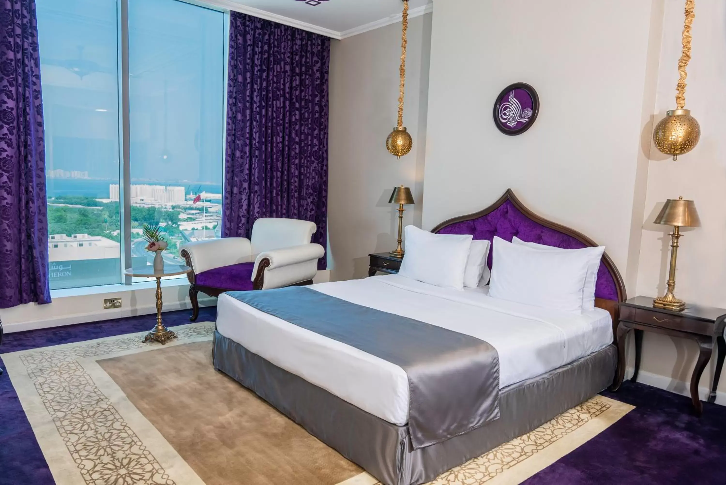 Bedroom, Bed in Saraya Corniche Hotel