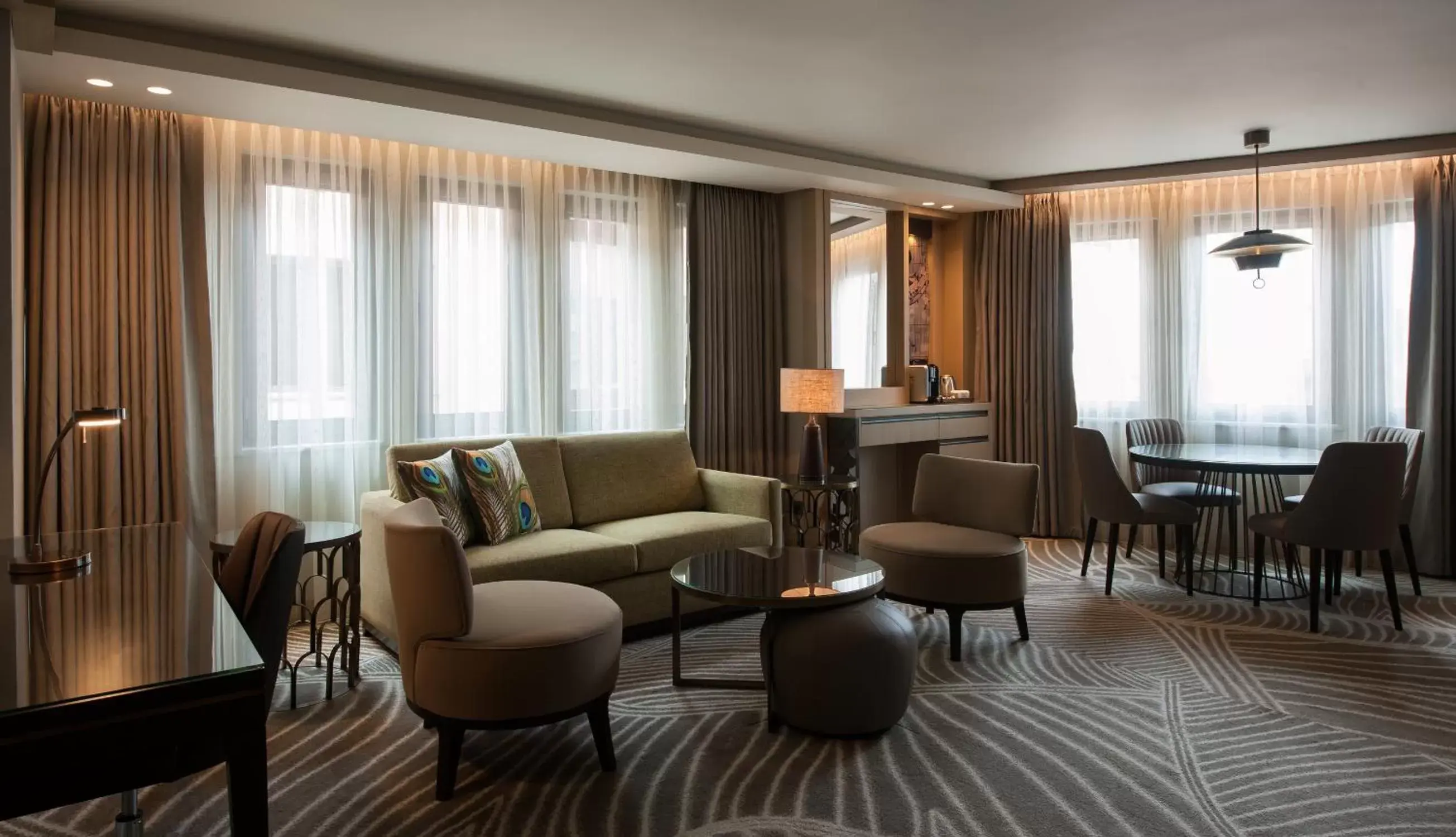 Living room, Seating Area in DoubleTree by Hilton Istanbul - Sirkeci