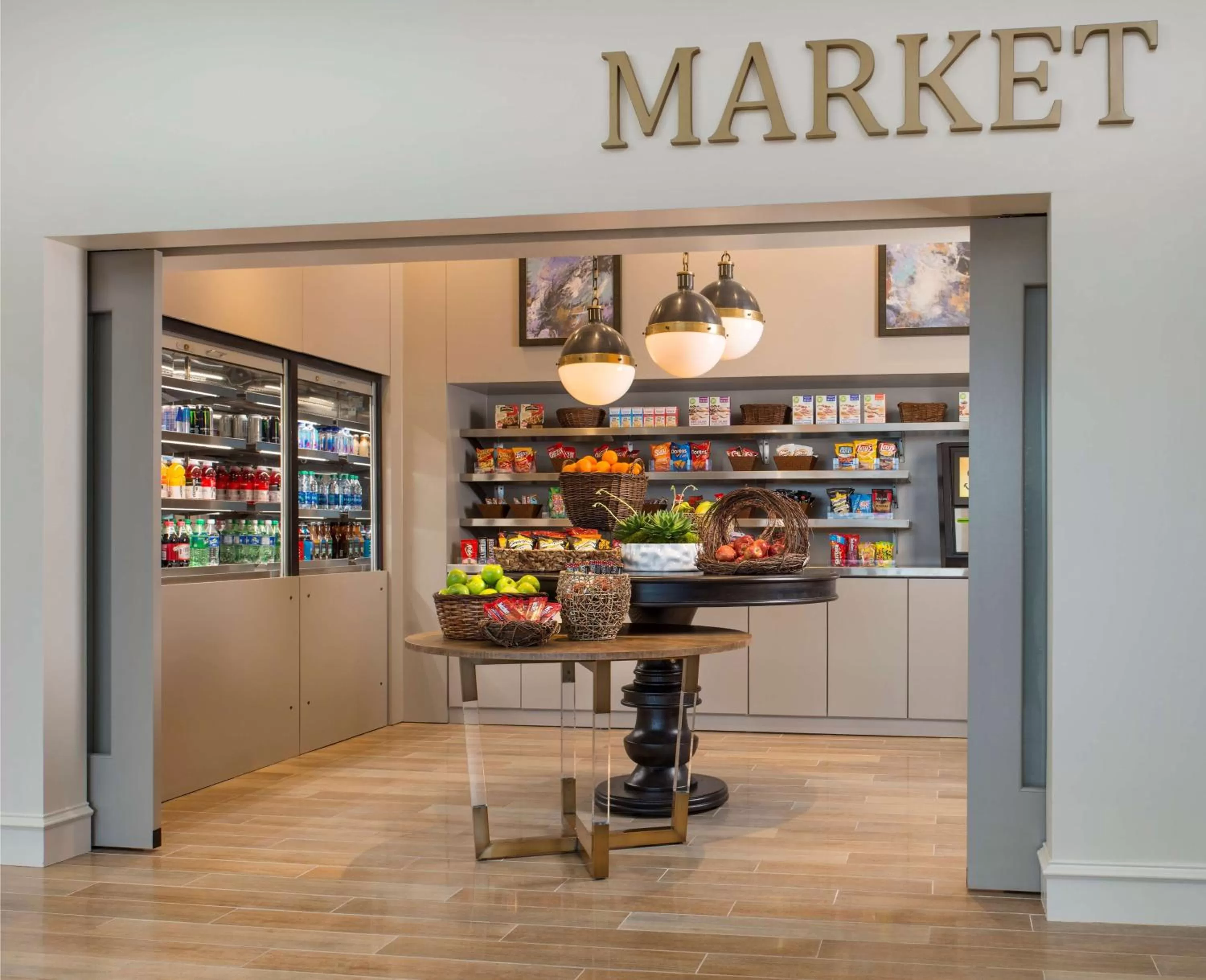 Restaurant/places to eat in DoubleTree by Hilton Hotel Dallas - Love Field