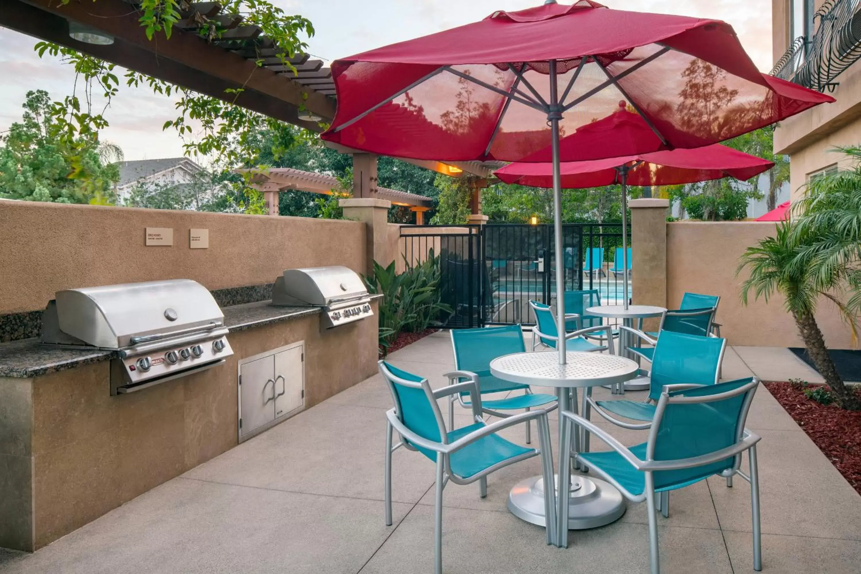 Property building, BBQ Facilities in TownePlace Suites by Marriott San Diego Carlsbad / Vista
