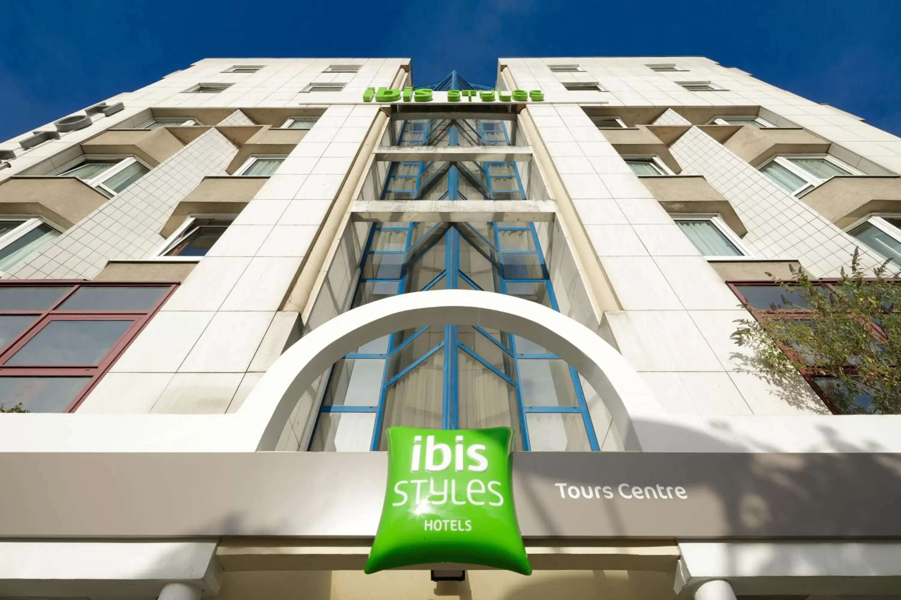 Facade/entrance, Property Building in ibis Styles Tours Centre