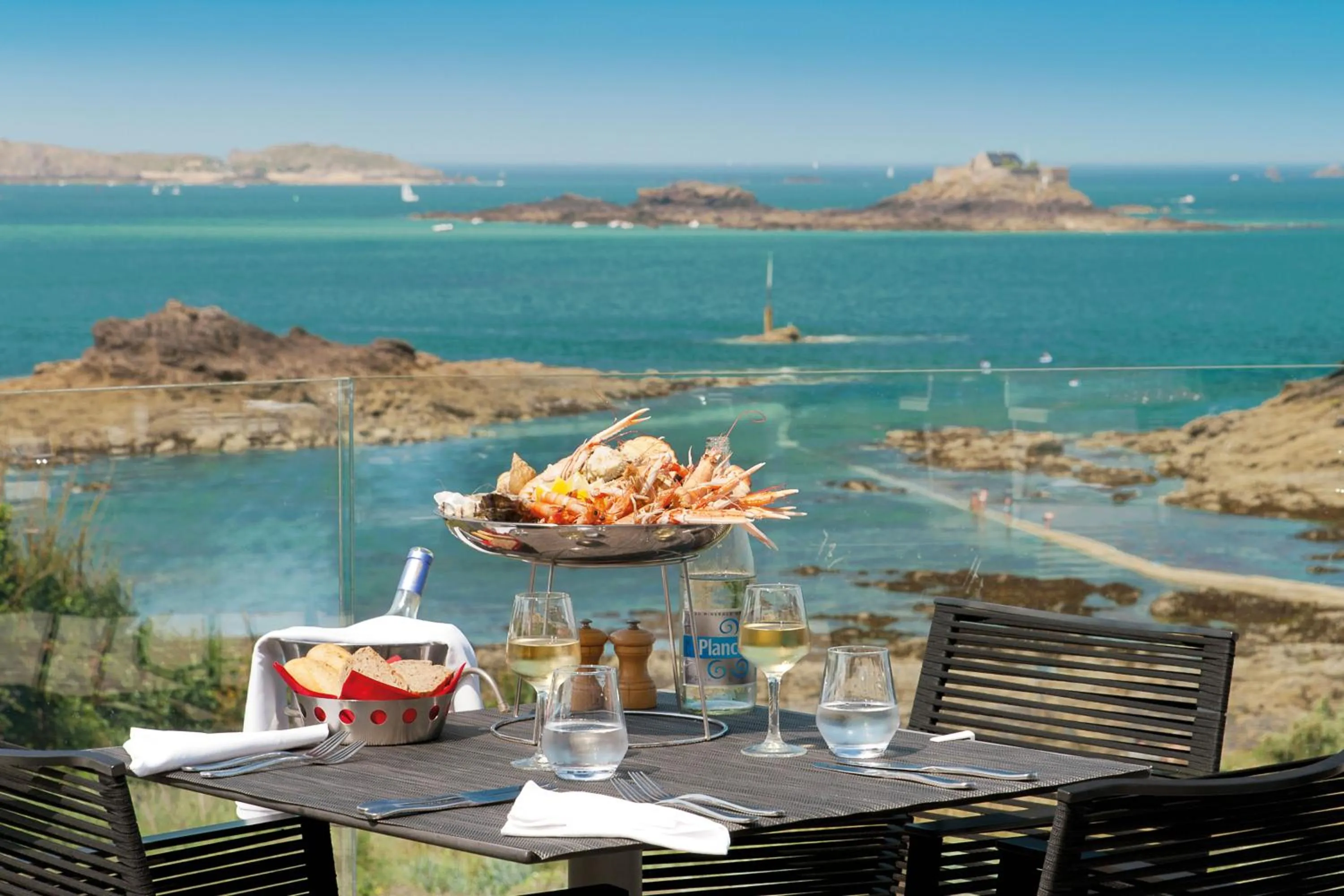 Restaurant/places to eat in Emeria Dinard Thalasso Spa