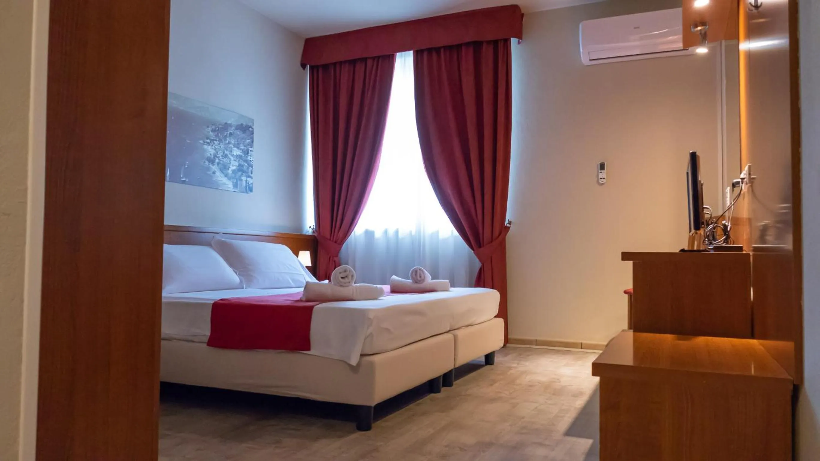 Bed in Hotel Venezia Park - ENJOY HOLIDAY