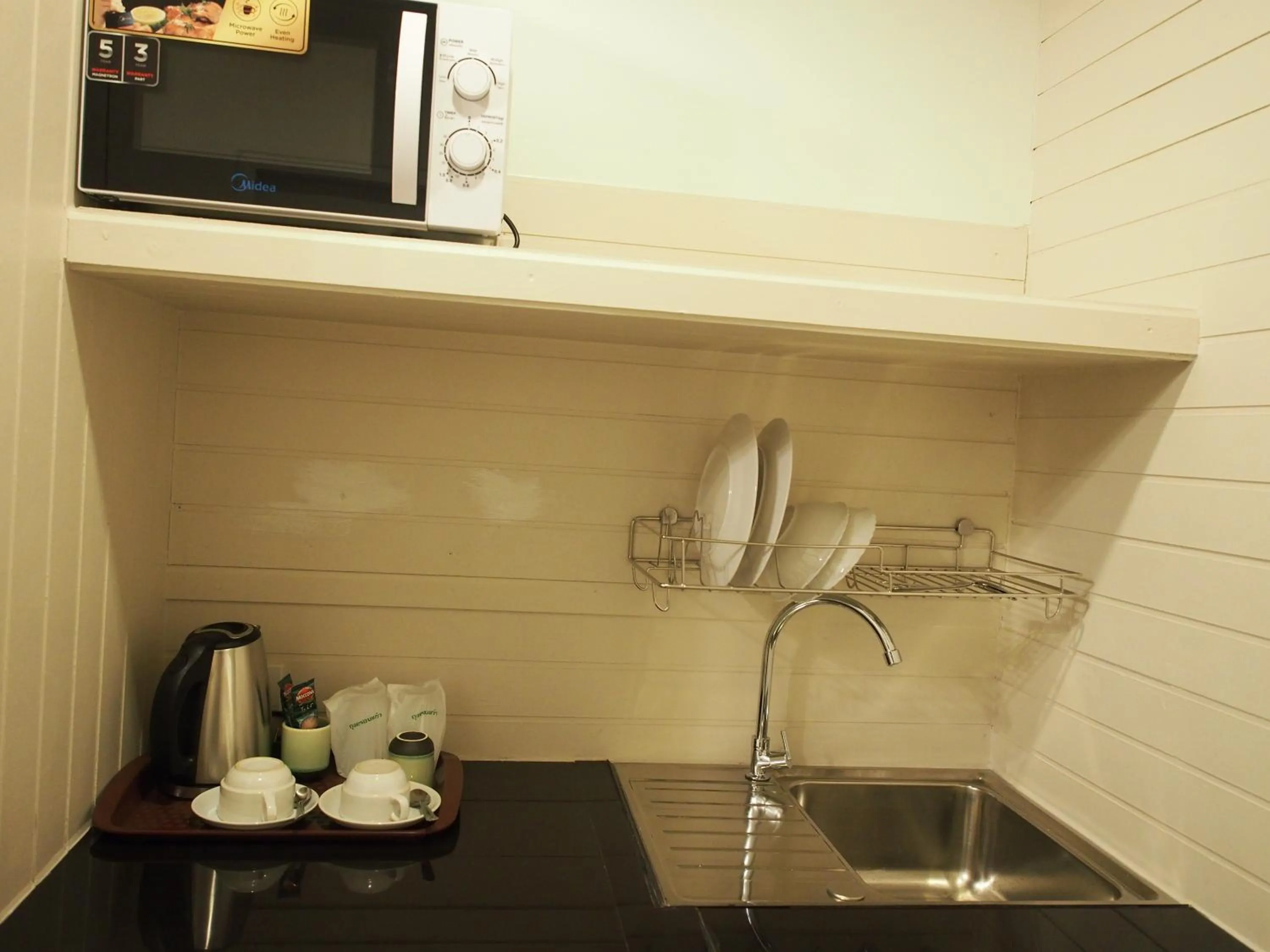 Kitchen or kitchenette in My Home Lantawadee Resort
