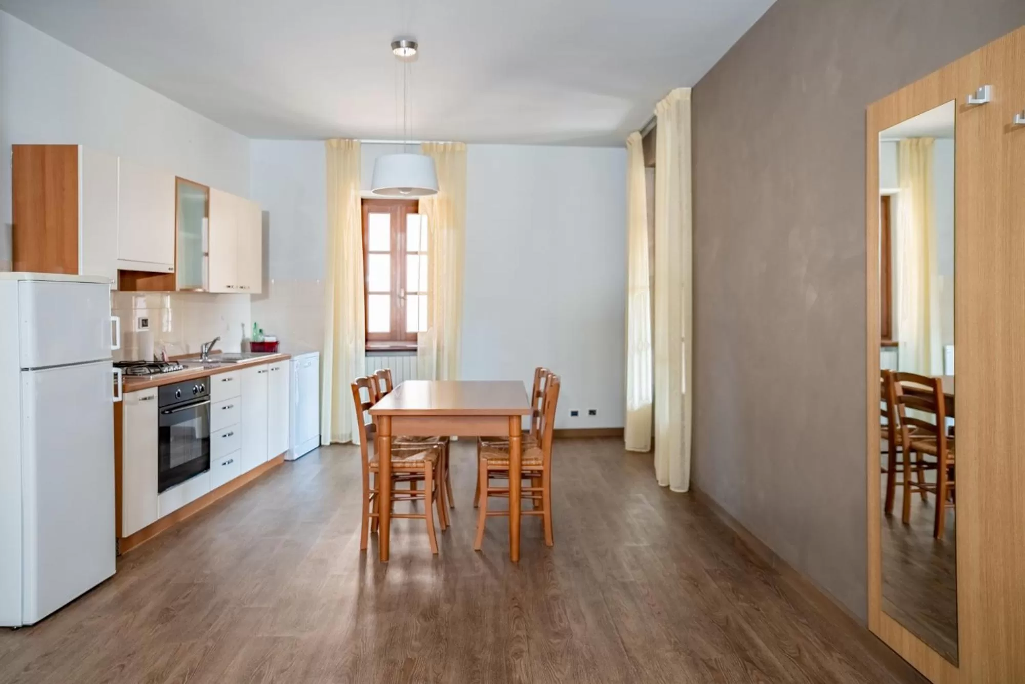 kitchen in Le Torri - Castiglione Falletto