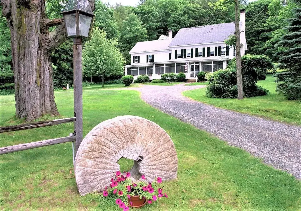 Property building in Inn on Golden Pond