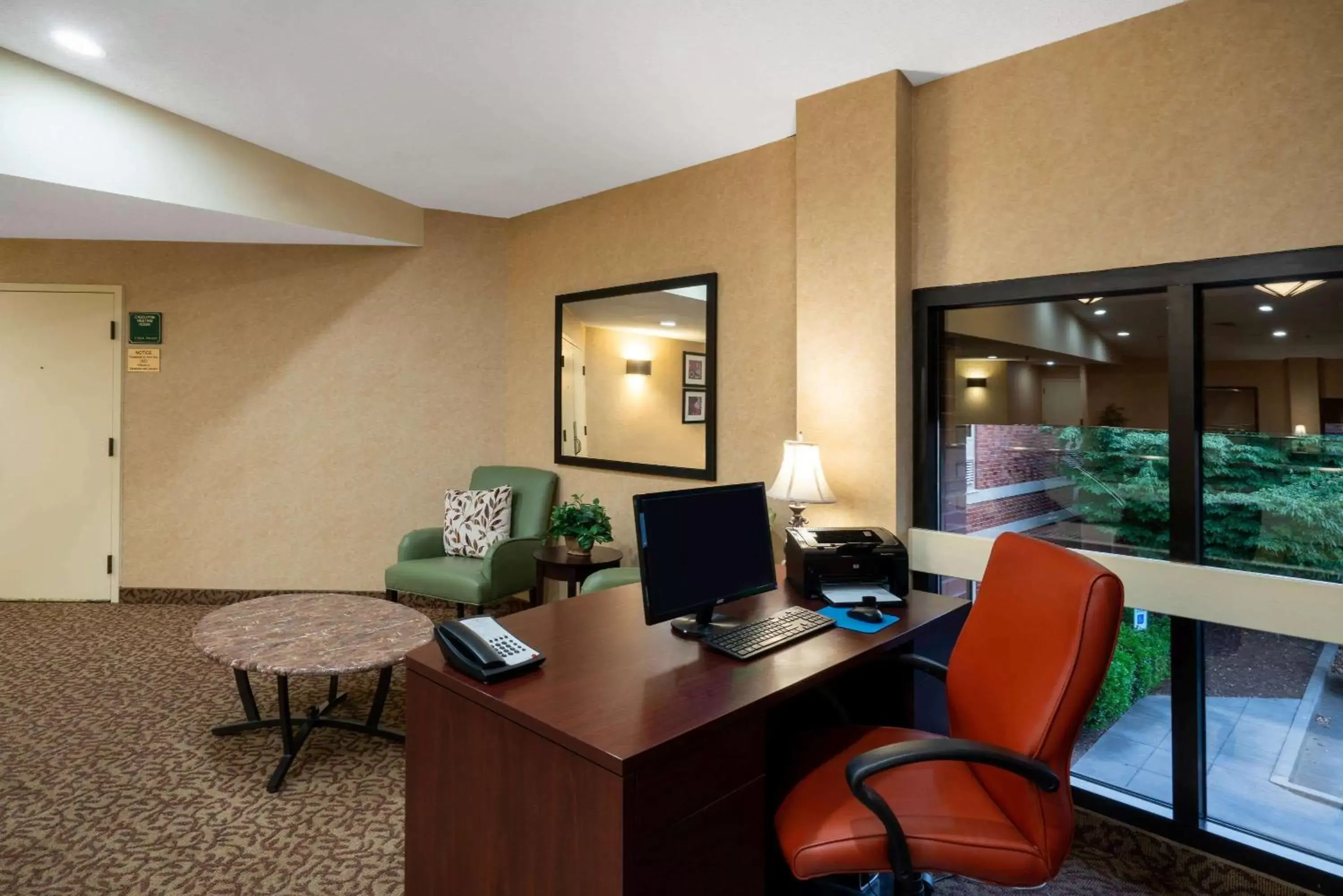 Business facilities in Baymont by Wyndham Knoxville/Cedar Bluff