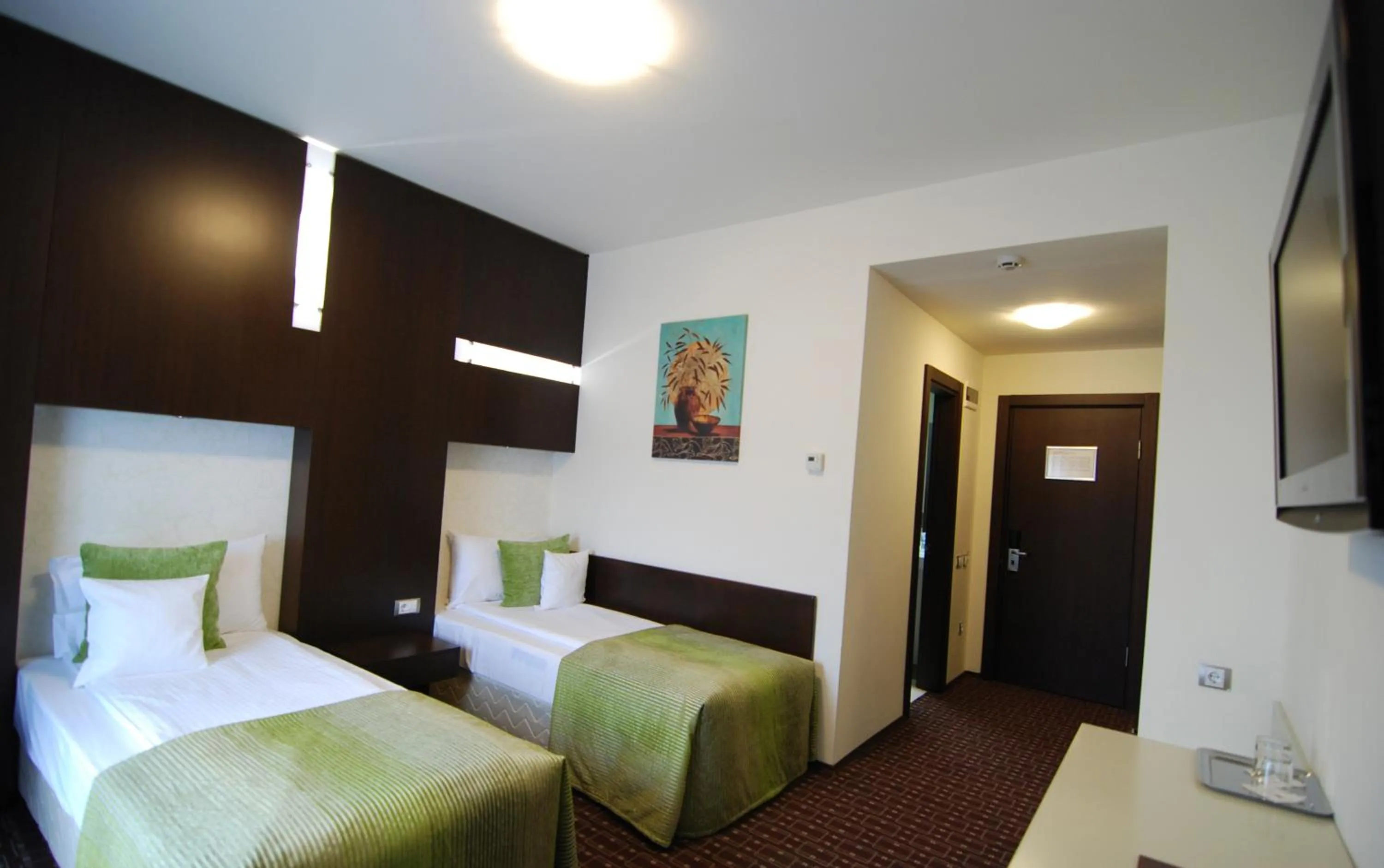 Standard Twin Room in Hotel Cubix
