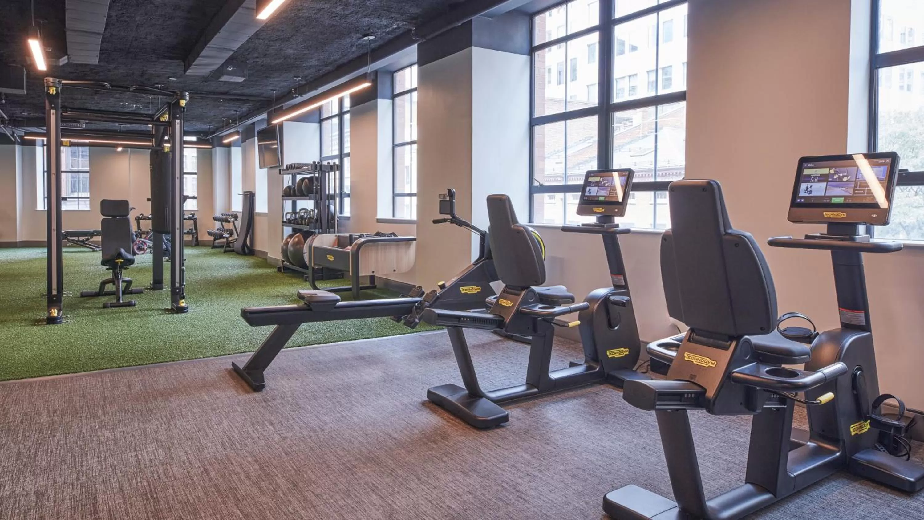 Fitness centre/facilities in The Dagny Boston