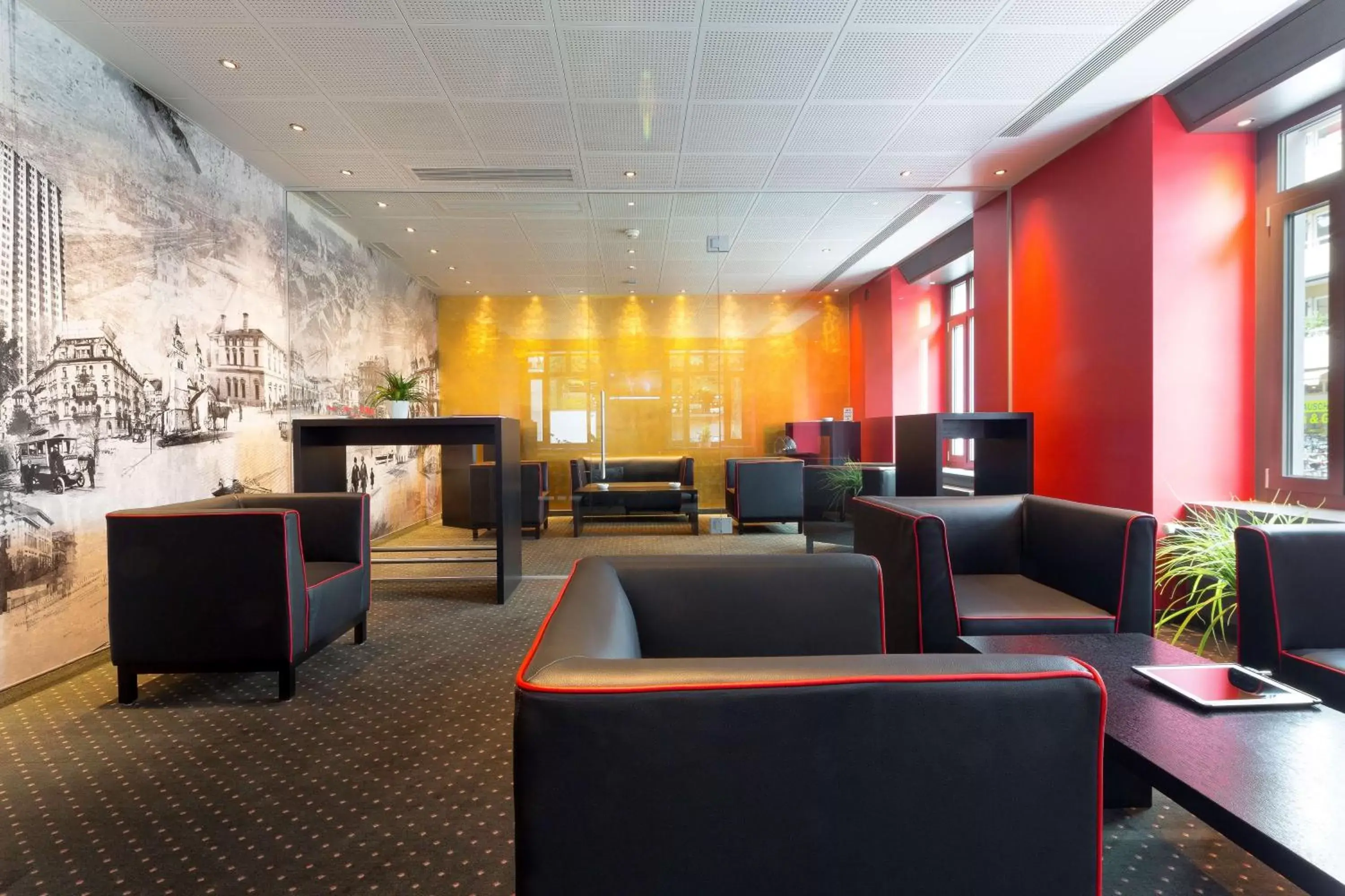 Lobby or reception, Lounge/Bar in Hotel Wartmann am Bahnhof