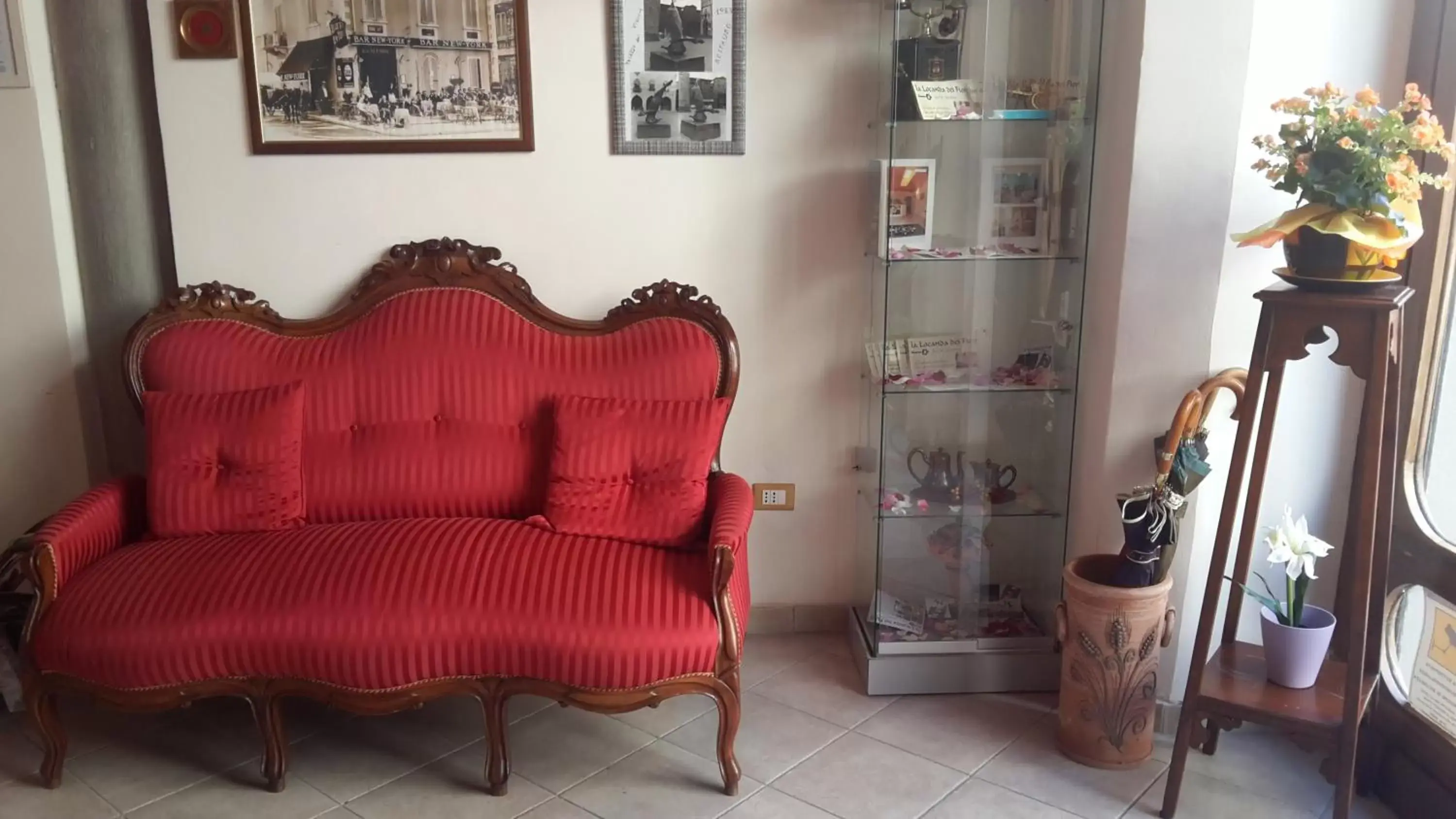 Lobby or reception, Seating Area in Locanda dei Fiori