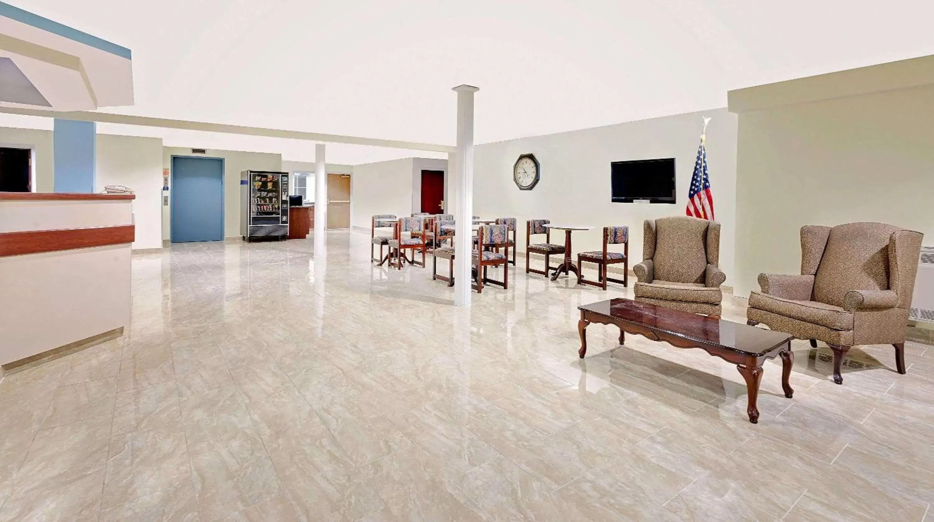 Lobby or reception, Seating Area in Microtel Inn and Suites Hagerstown